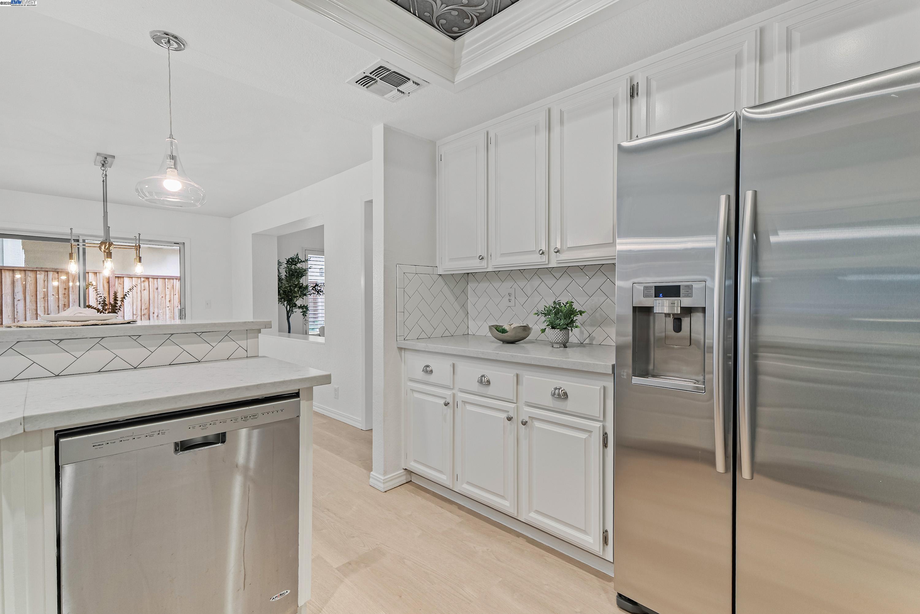 1585 Poppybank Ct, Pleasanton