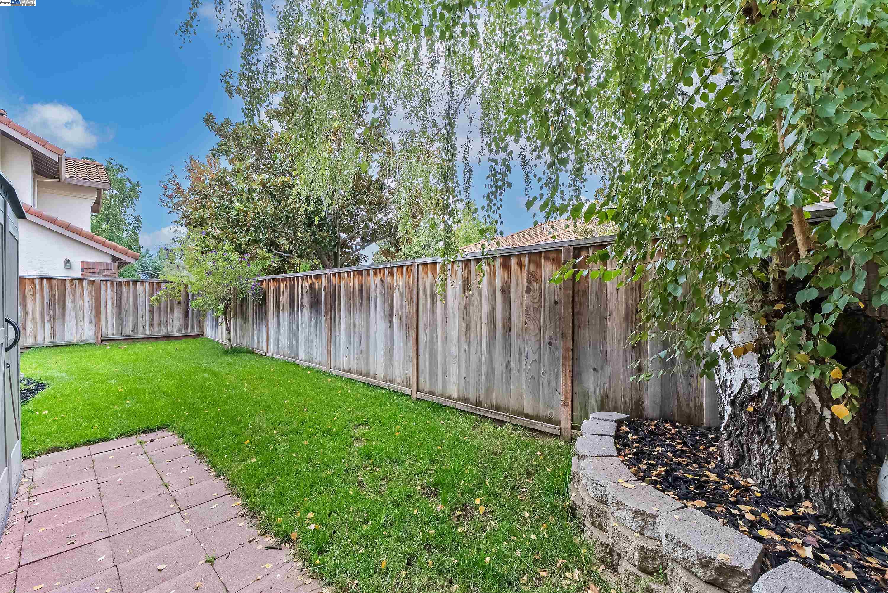 1585 Poppybank Ct, Pleasanton