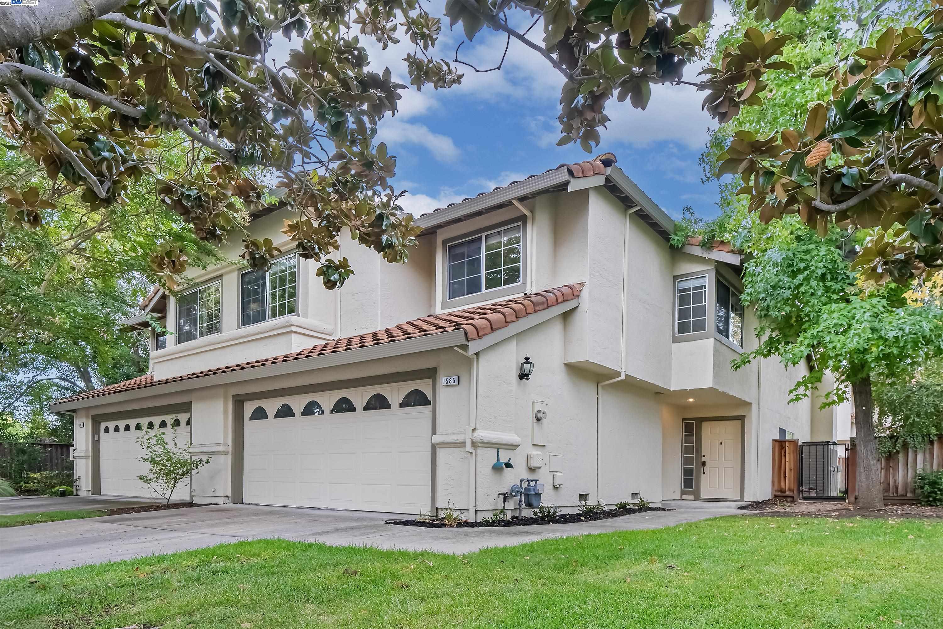 1585 Poppybank Ct, Pleasanton