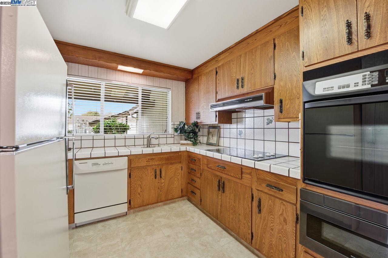 15596 Tilden St, San Leandro