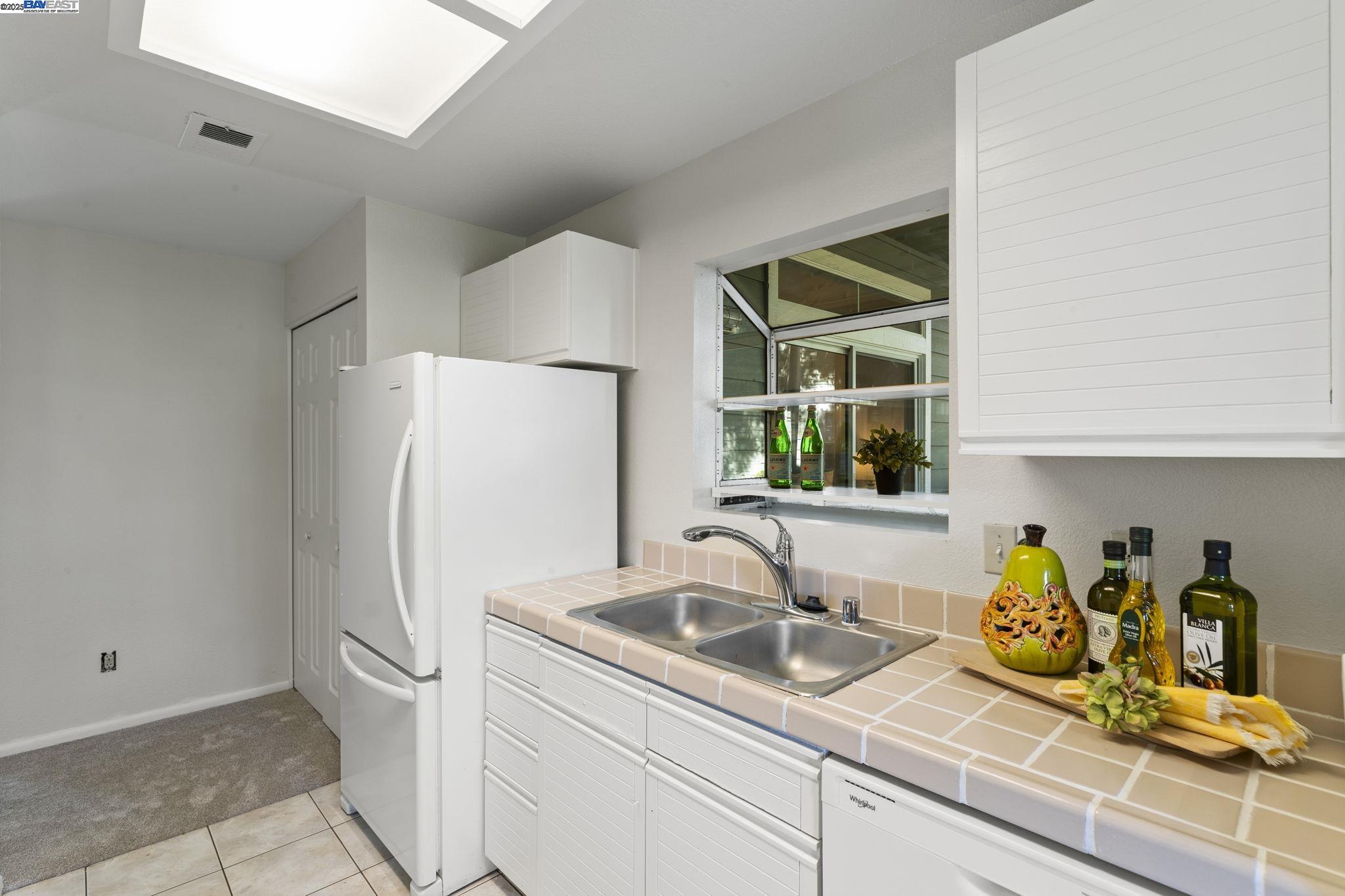 8060 Mountain View Dr # A