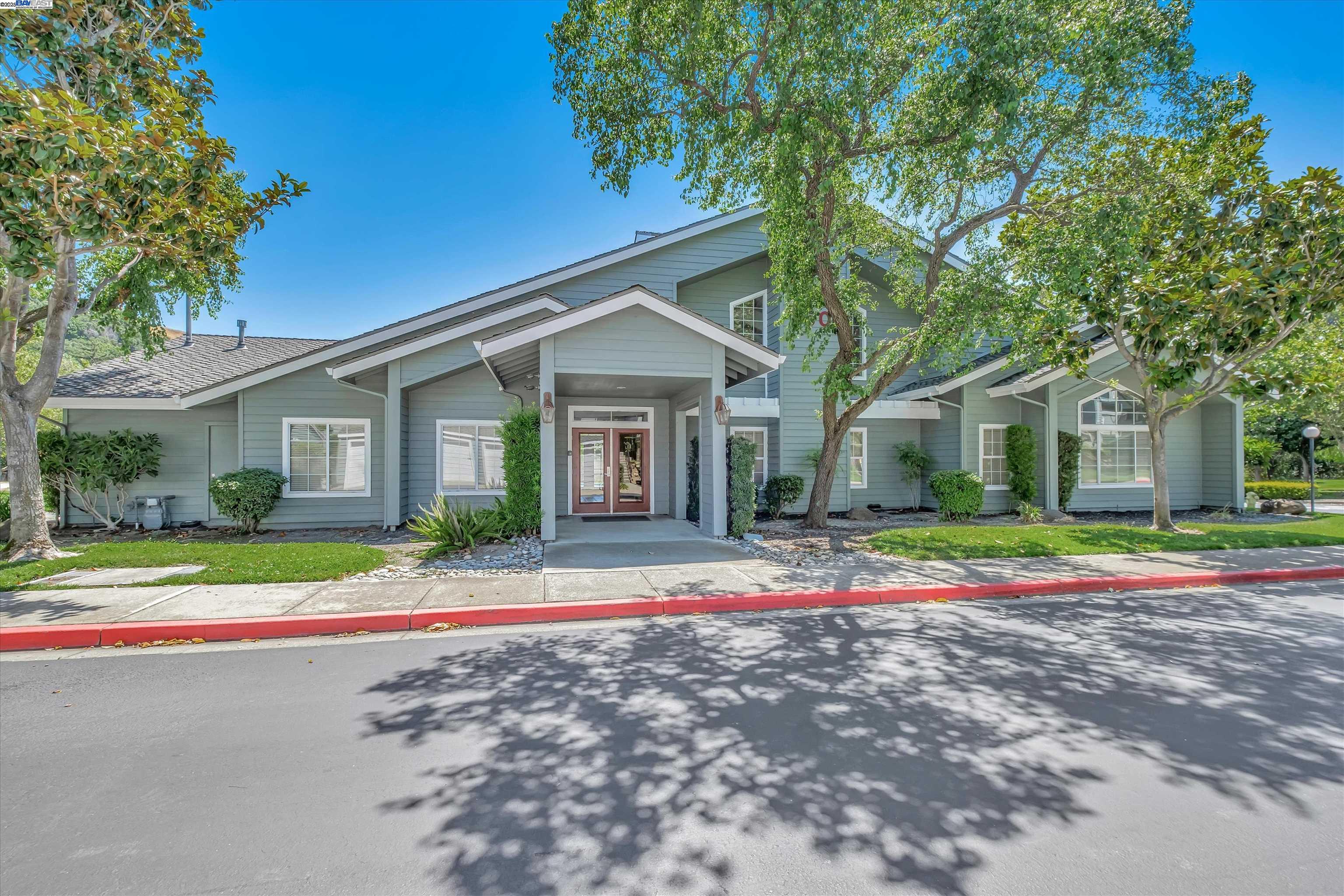 8060 Mountain View Dr # A