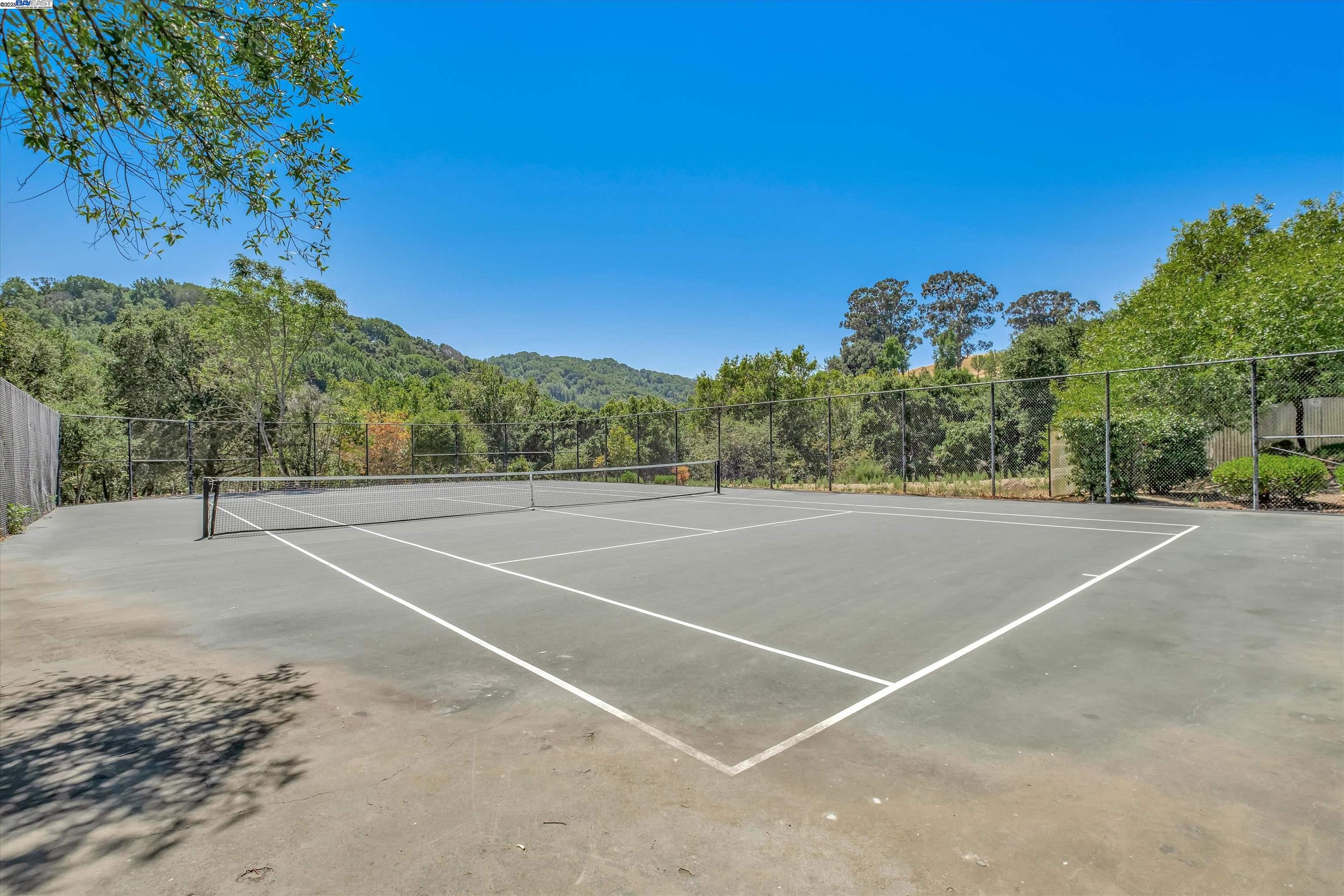 8060 Mountain View Dr # A