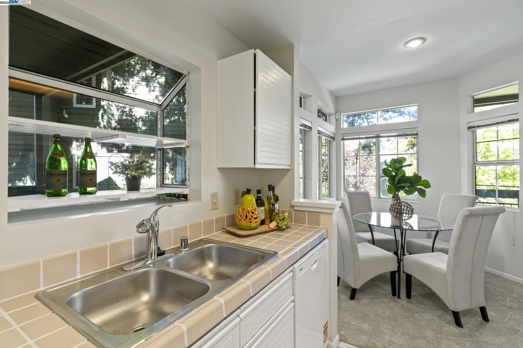 8060 Mountain View Dr # A