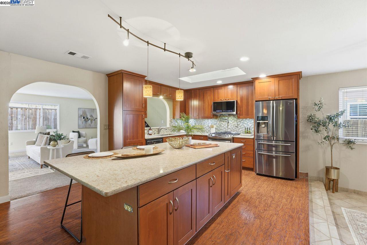 7767 Burnham Way