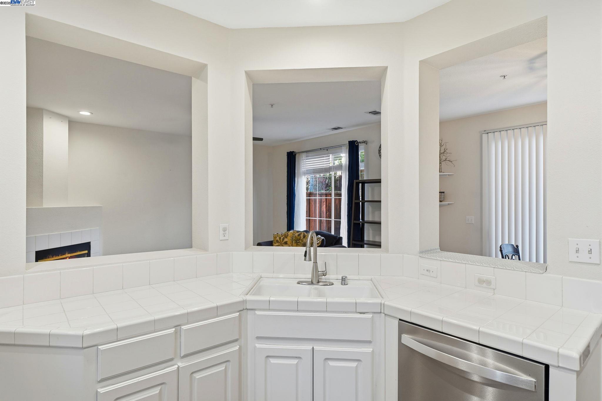 10856 Glengarry Lane