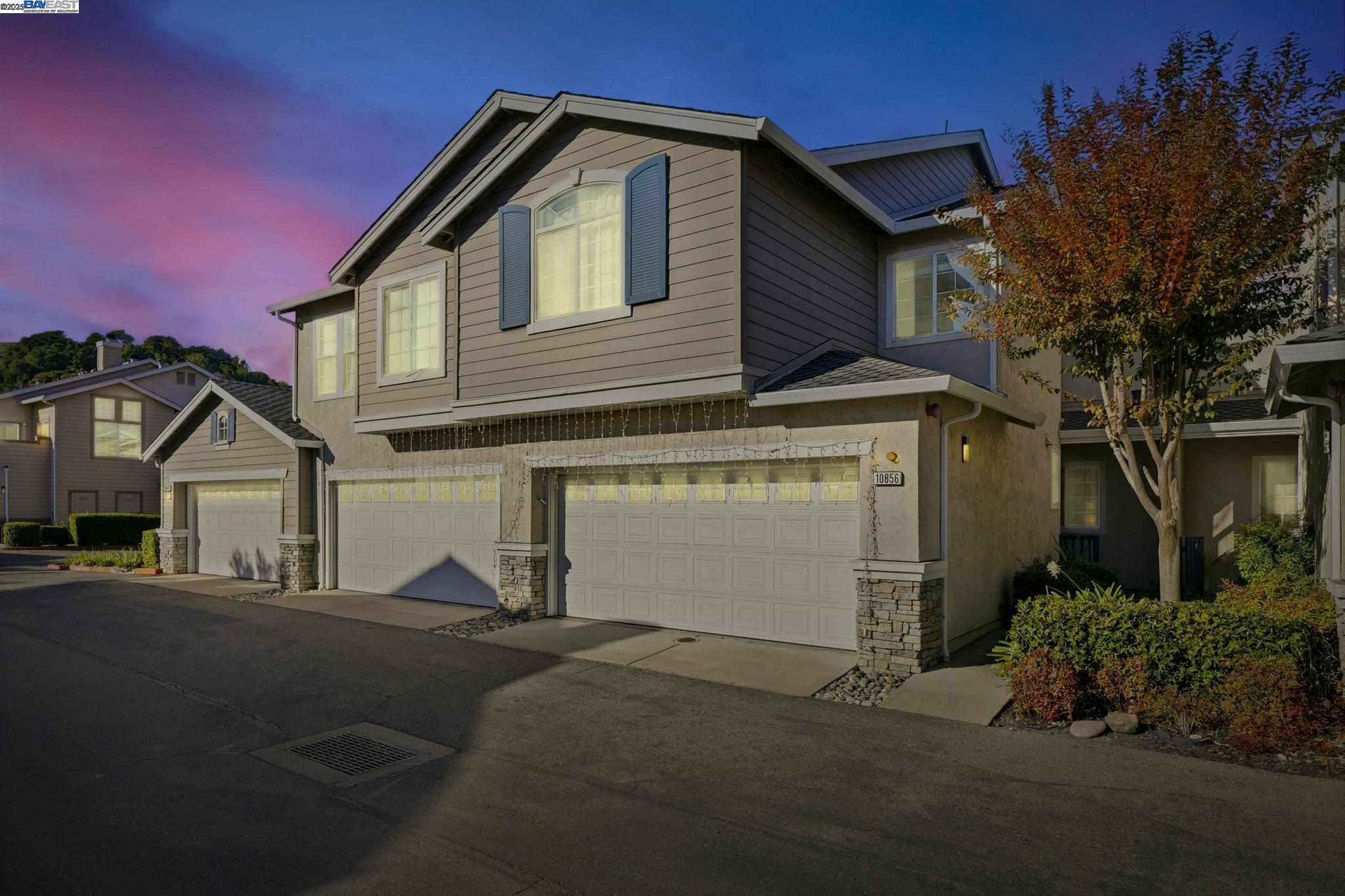 10856 Glengarry Lane