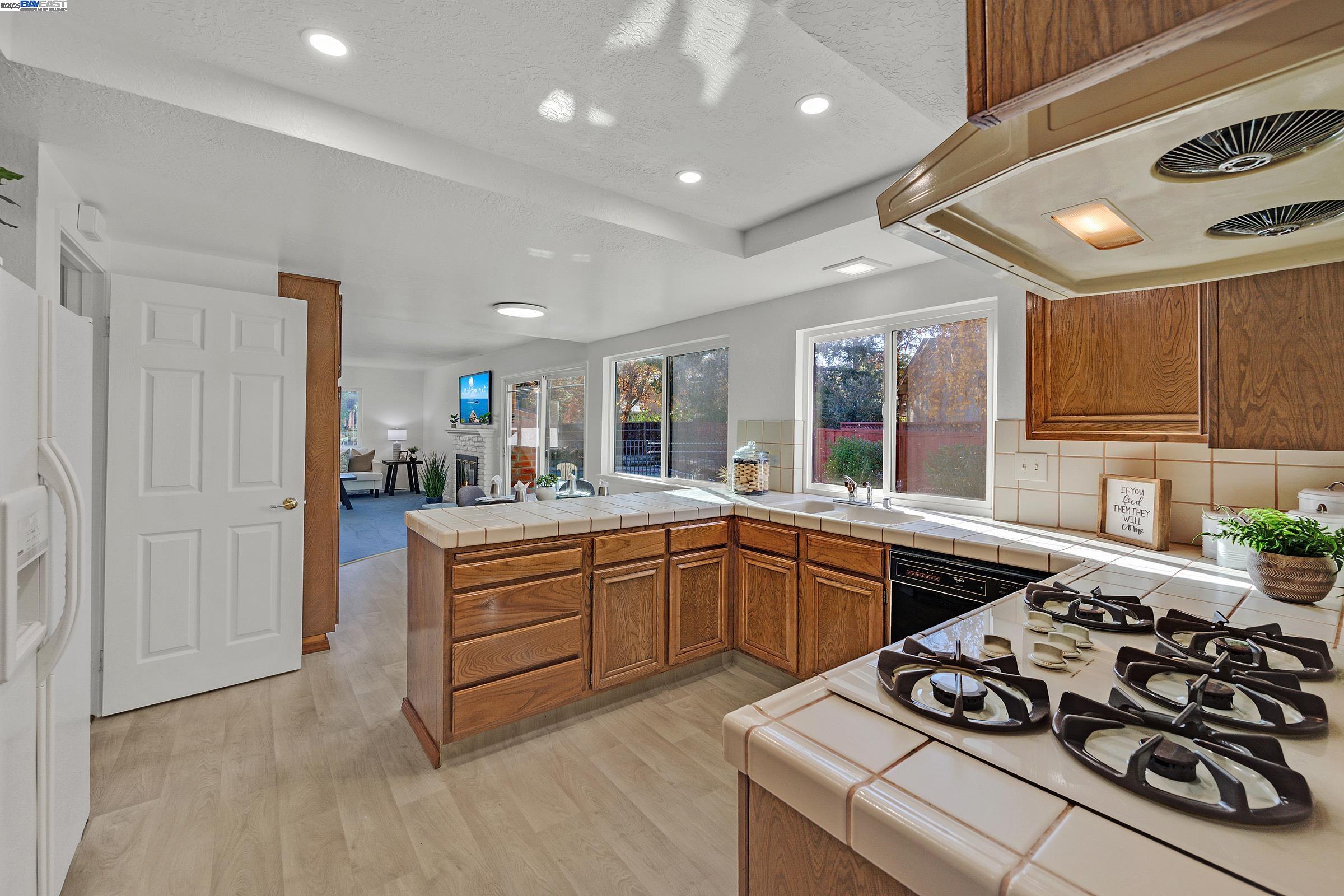 359 Cardona Cir