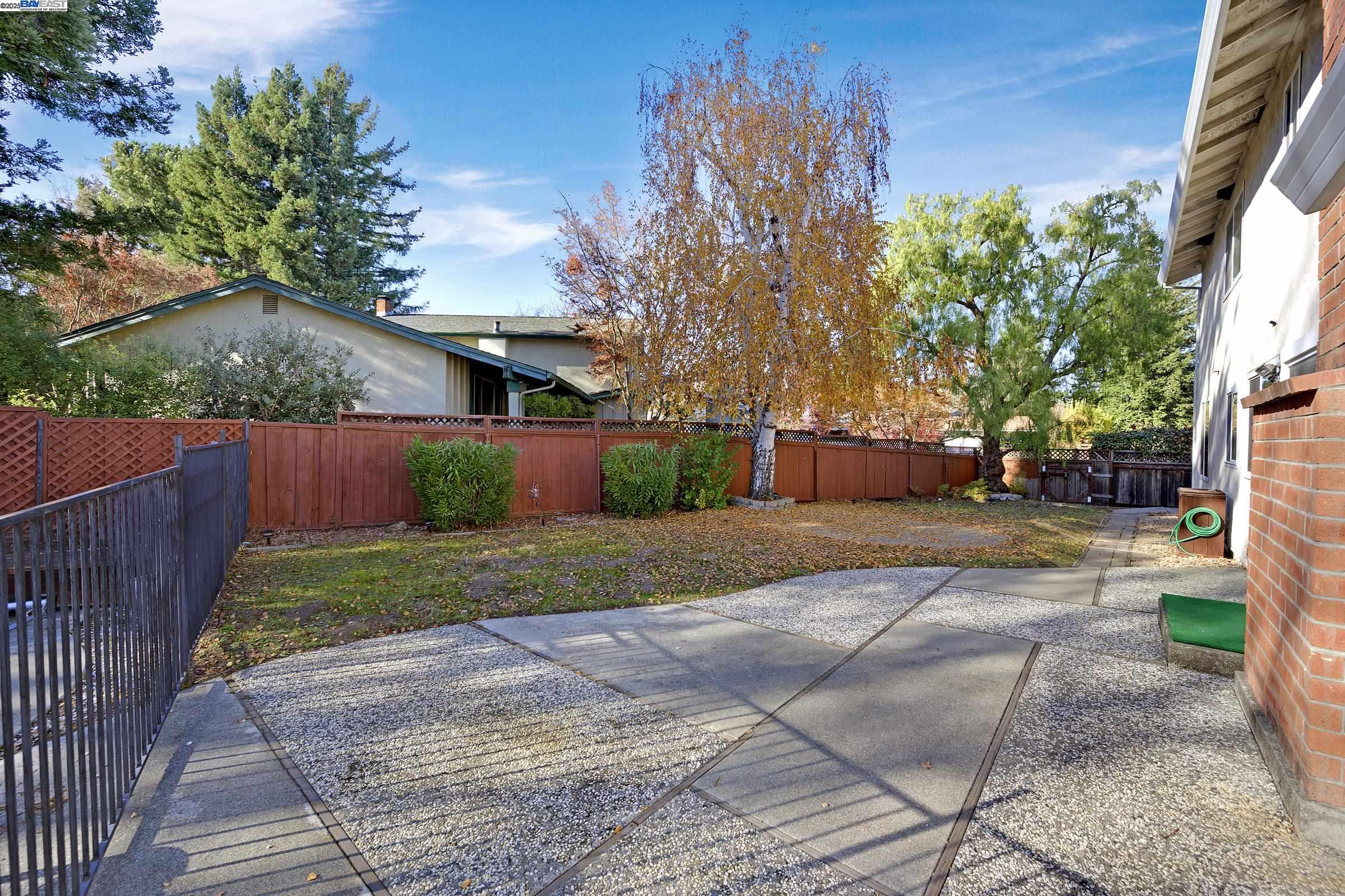 359 Cardona Cir