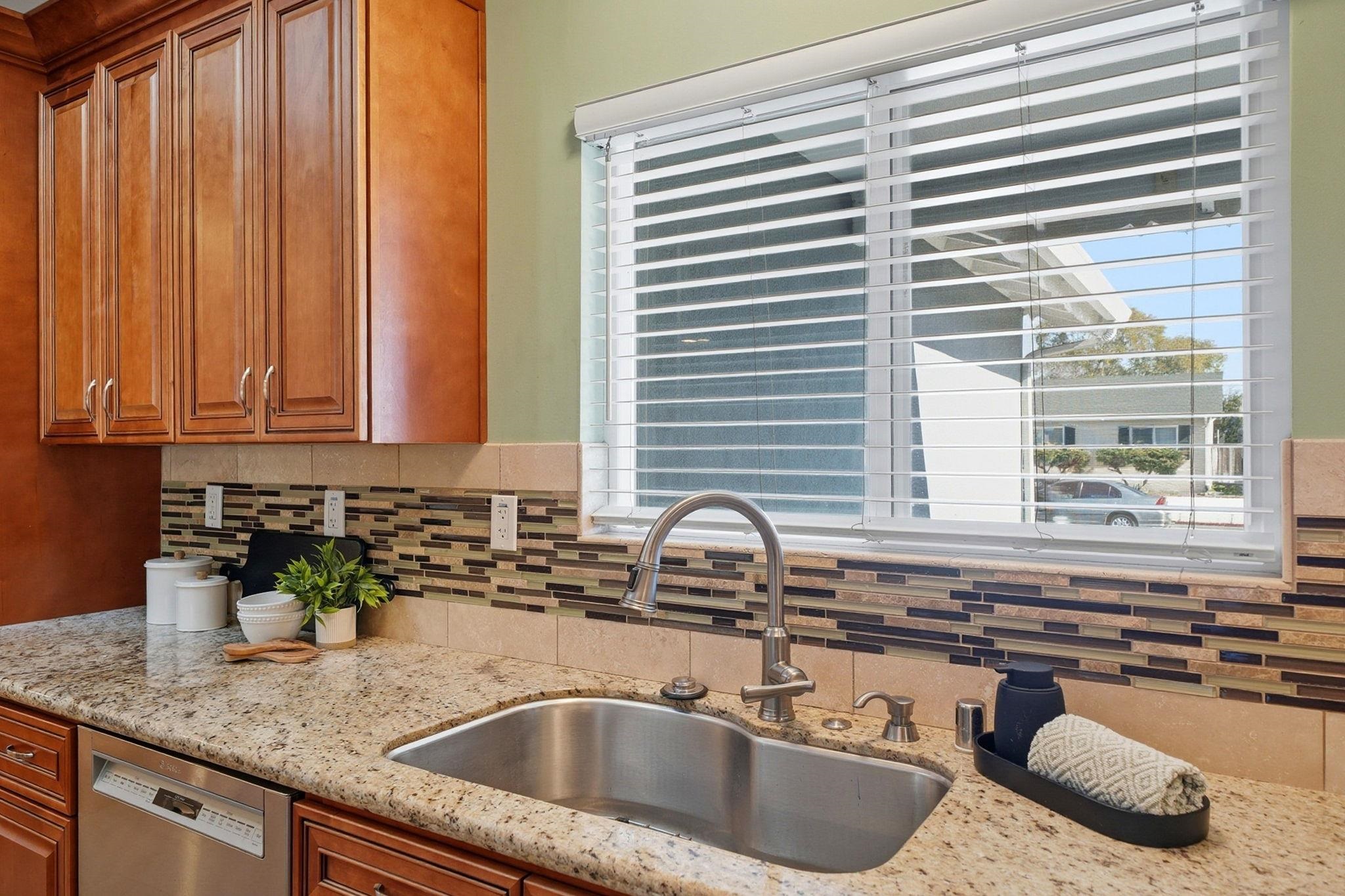 7712 Canterbury Lane