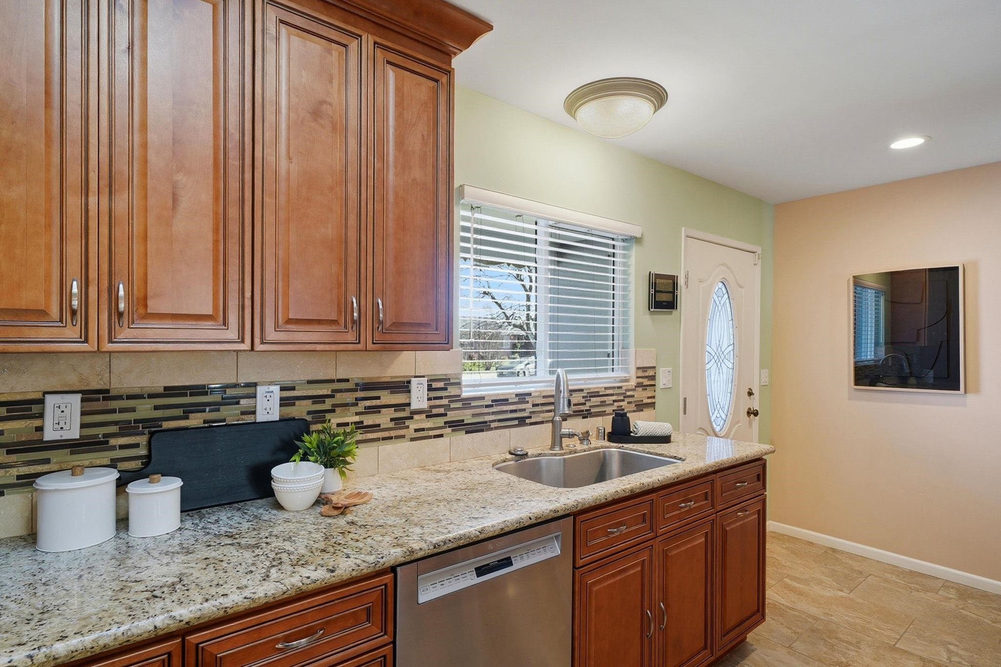 7712 Canterbury Lane