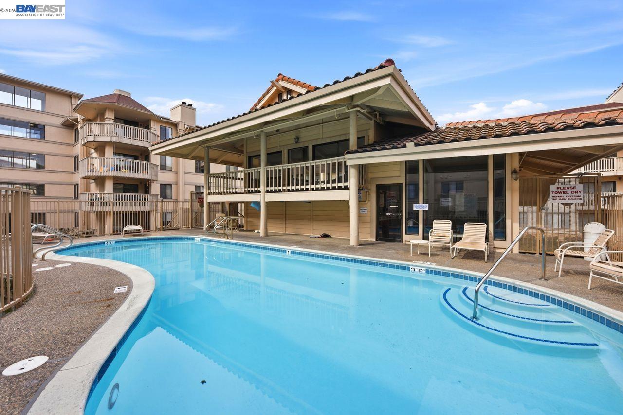 1400 Carpentier St # 315