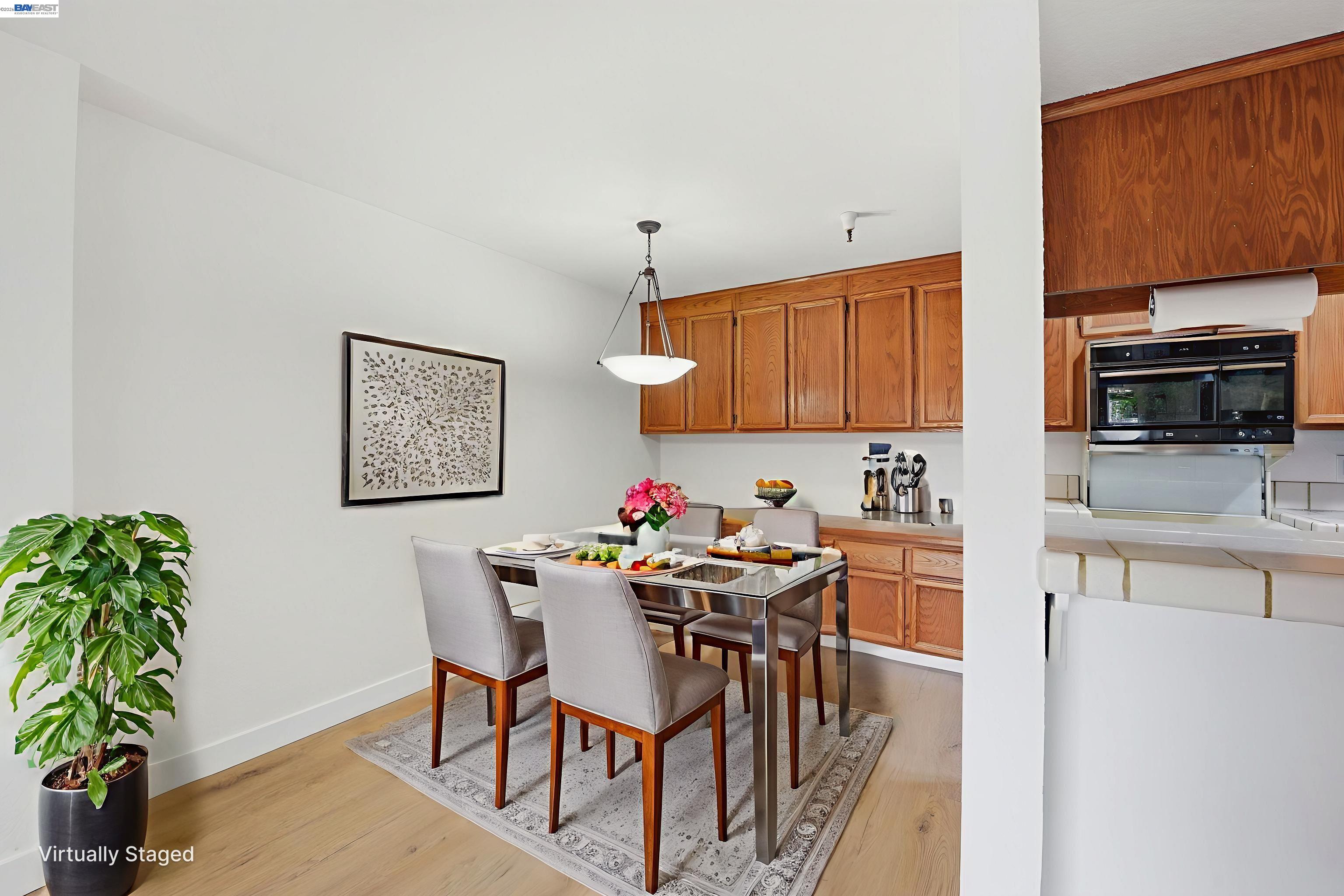 1400 Carpentier St # 315