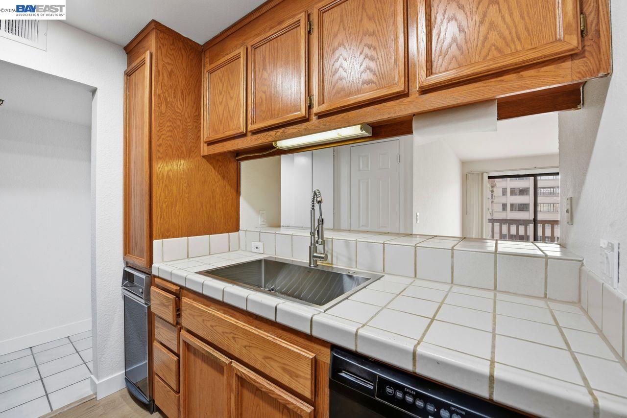 1400 Carpentier St # 315