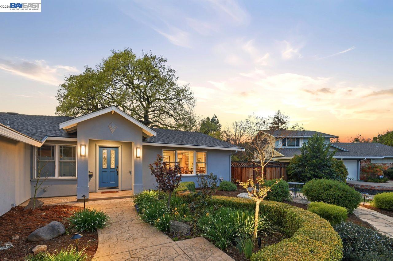 2124 Orion Ct