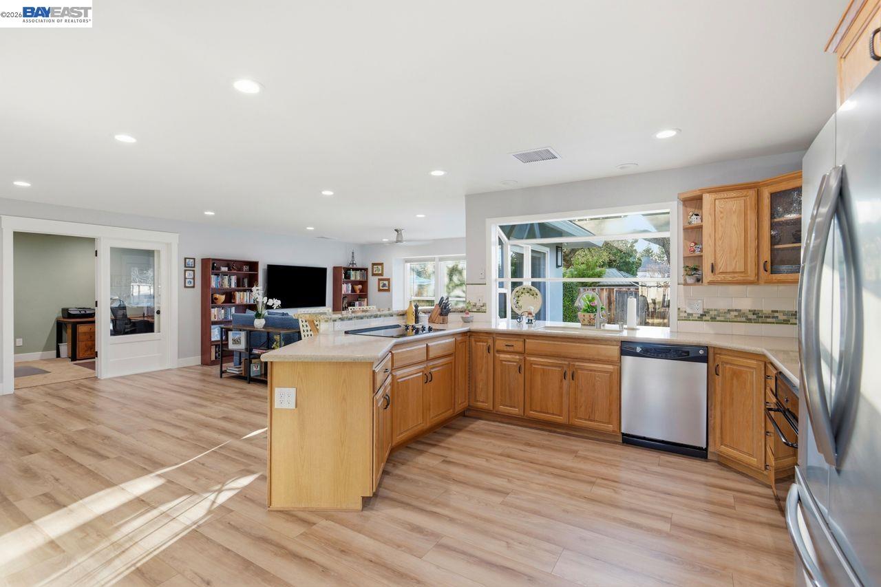 2124 Orion Ct
