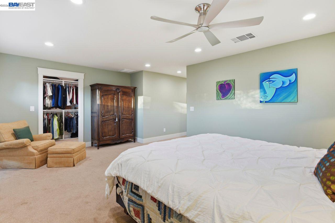 2124 Orion Ct