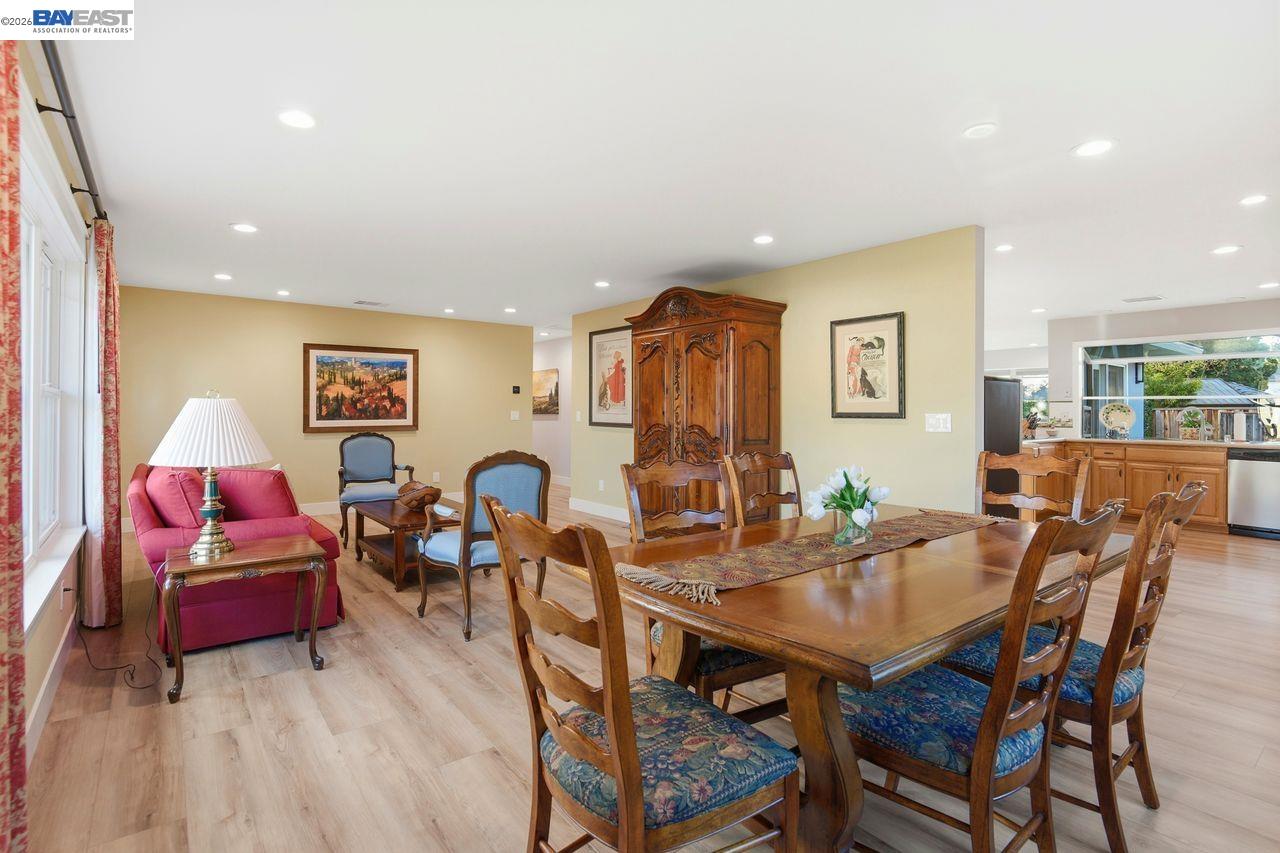 2124 Orion Ct