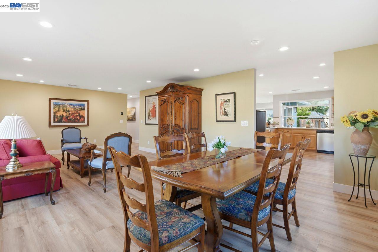 2124 Orion Ct