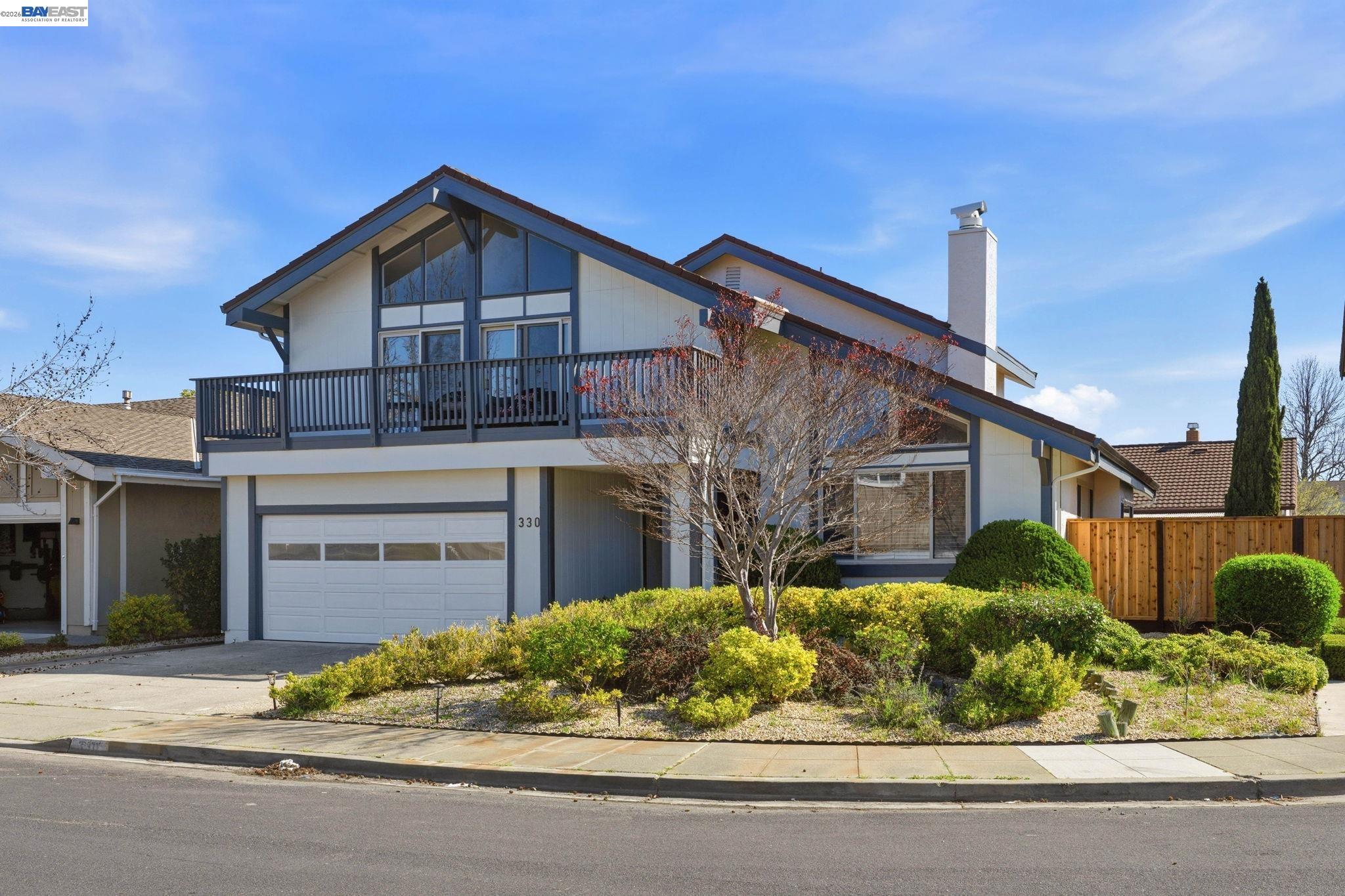 330 Tampa Ct