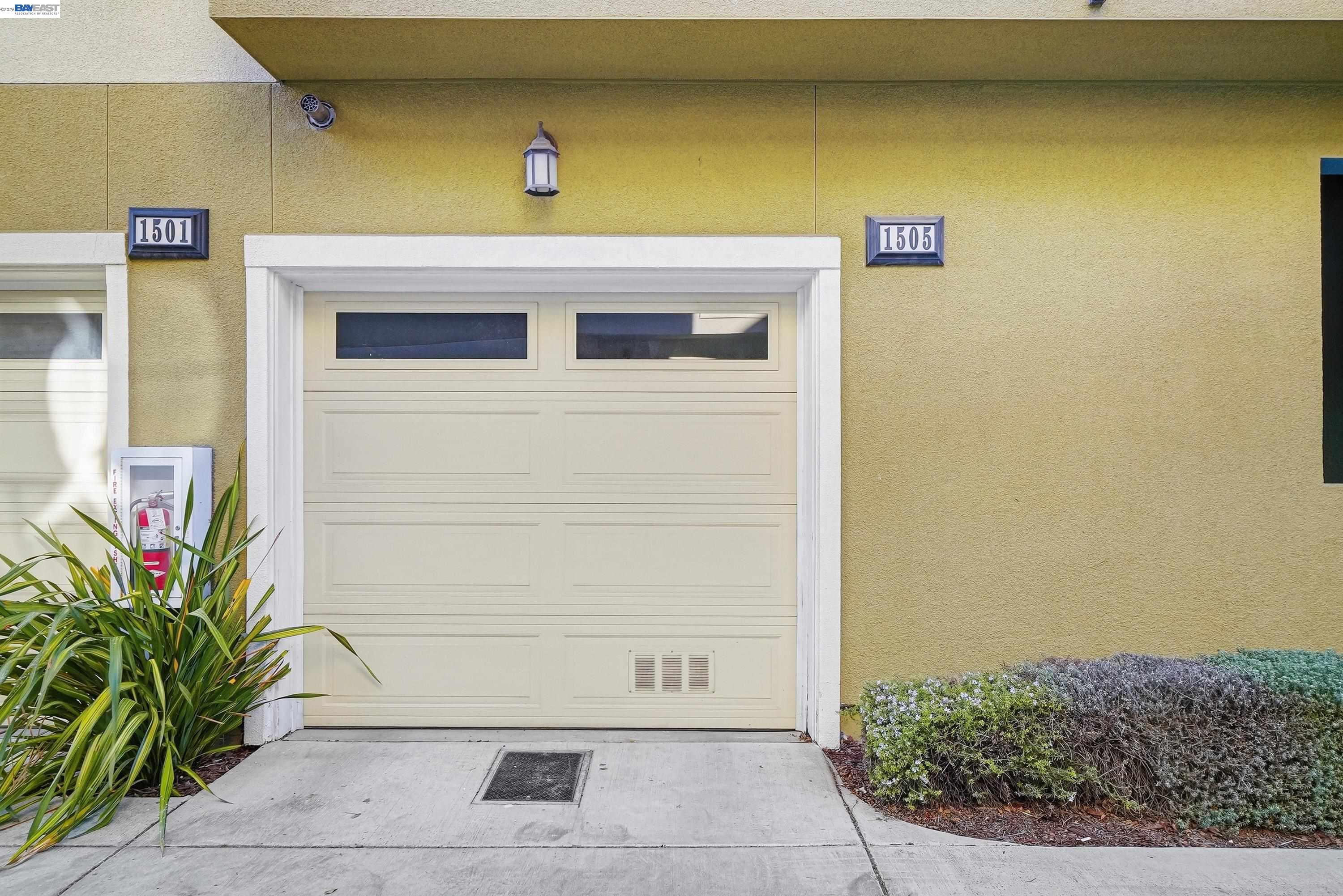 1505 Coyote Creek Way