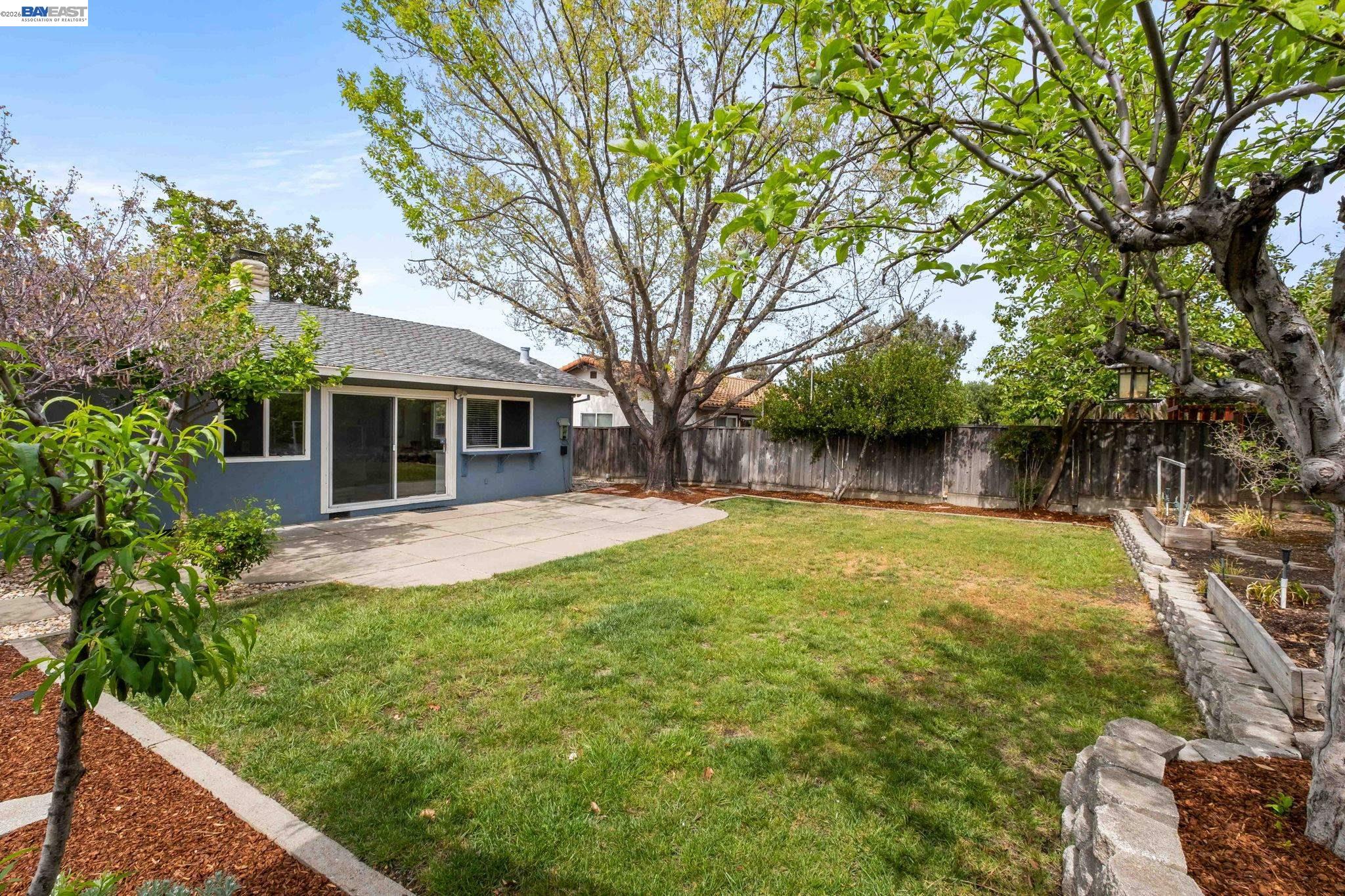 1166 Killarney St.