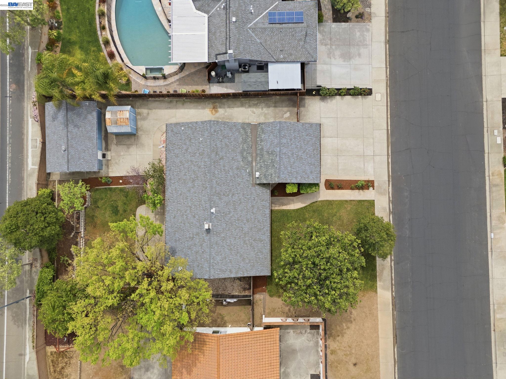 1166 Killarney St.