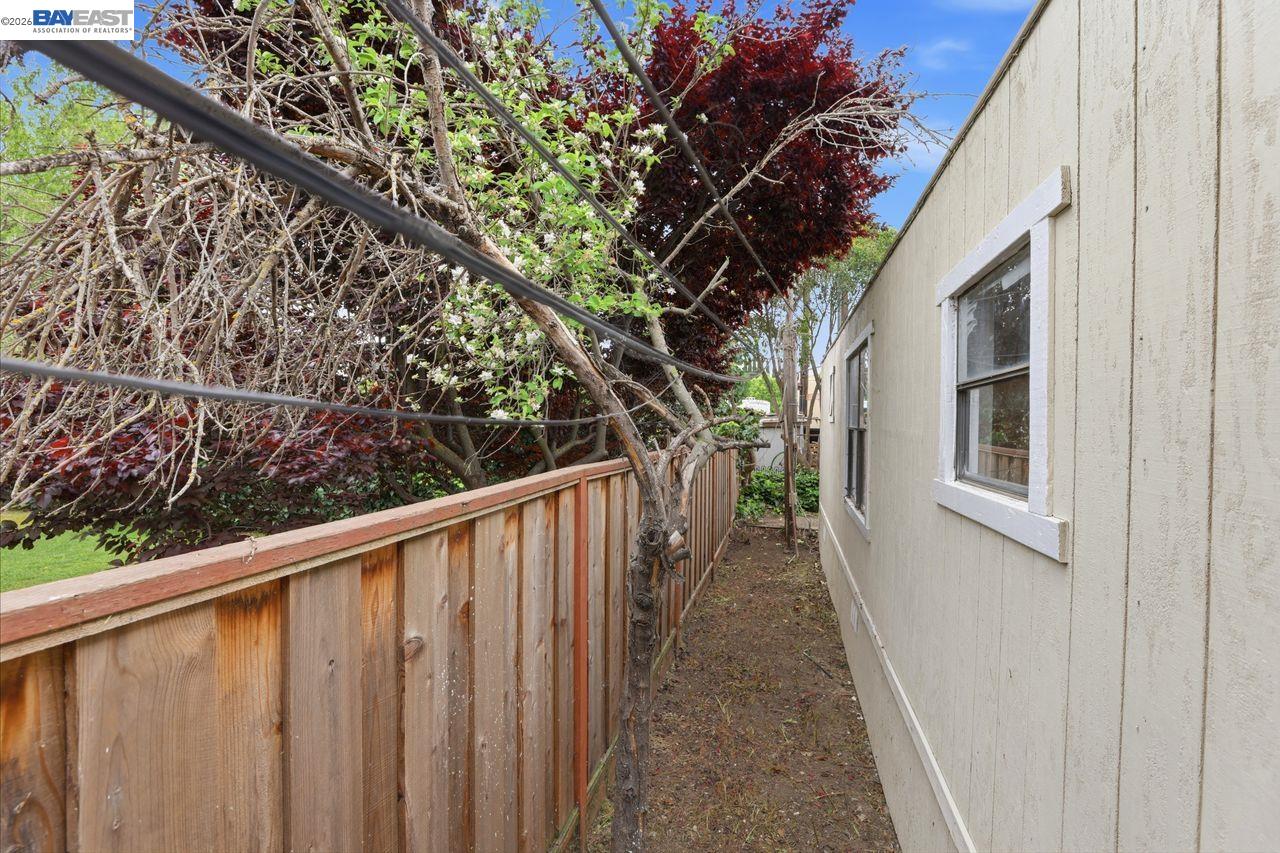 828 Olivina Ave # 11