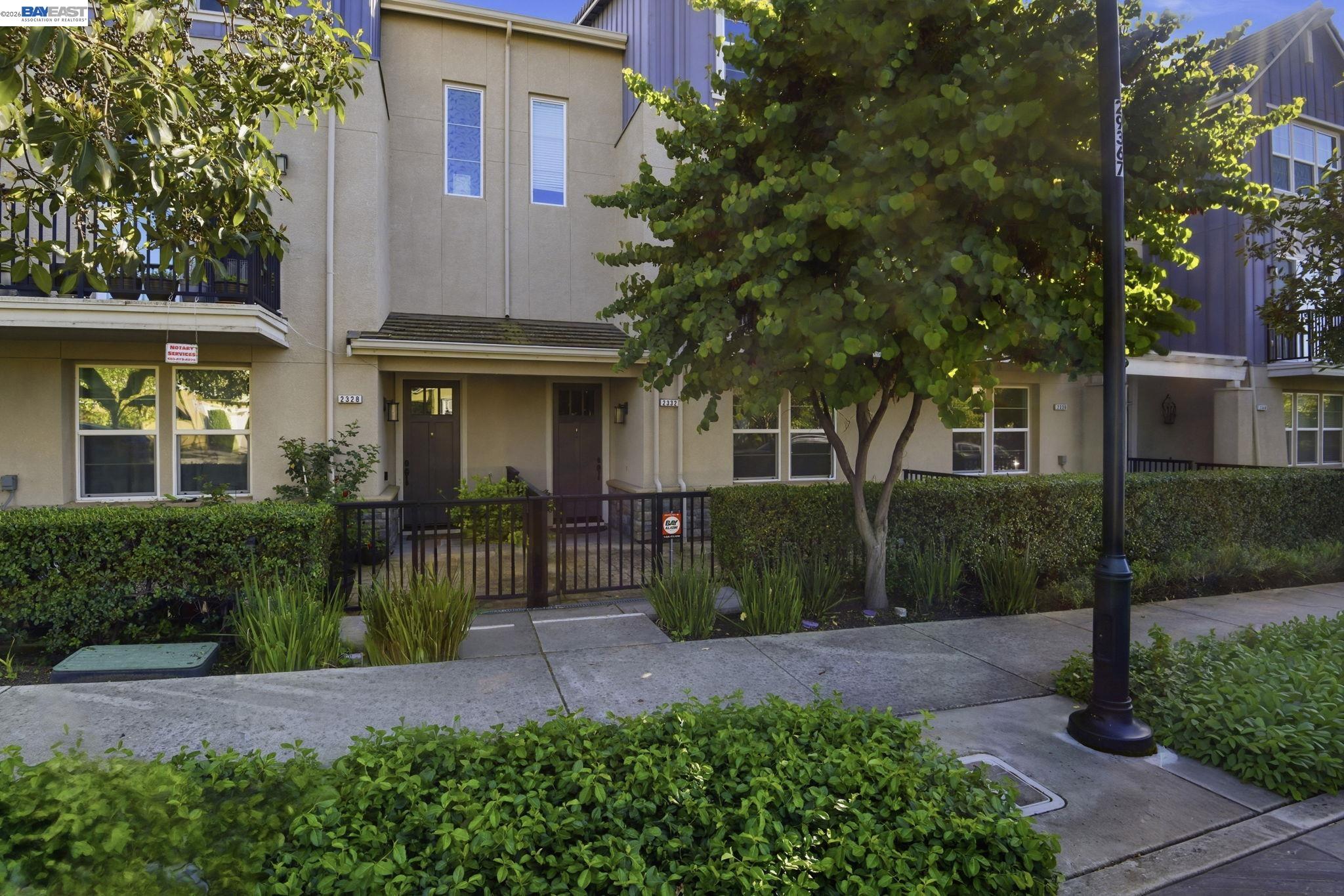 2332 Carbondale Way