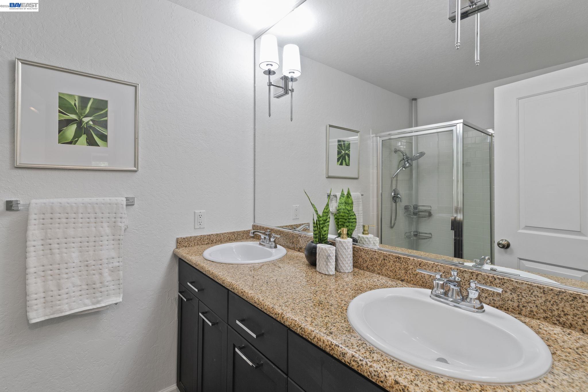 1087 Murrieta Blvd # 331