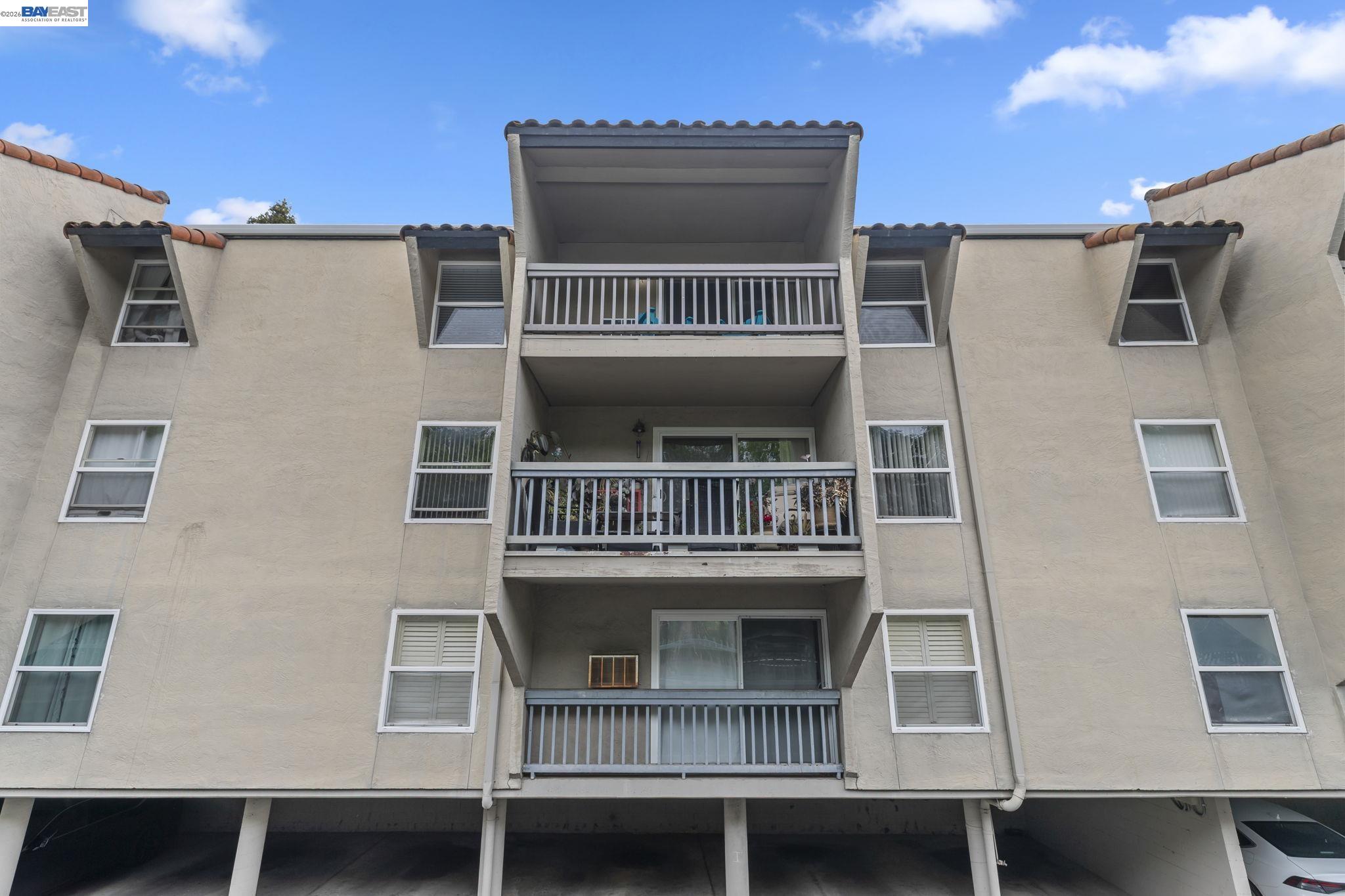 1087 Murrieta Blvd # 331