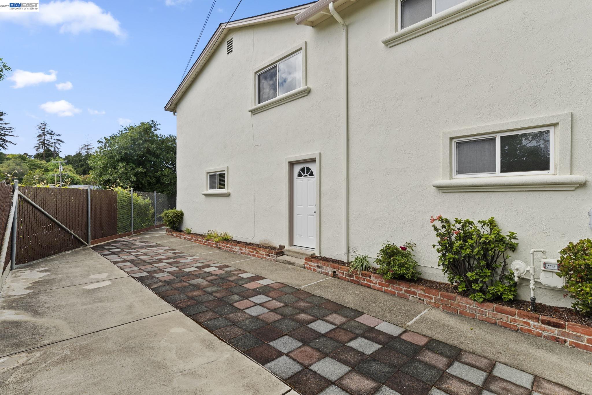 17939 Lamson Rd