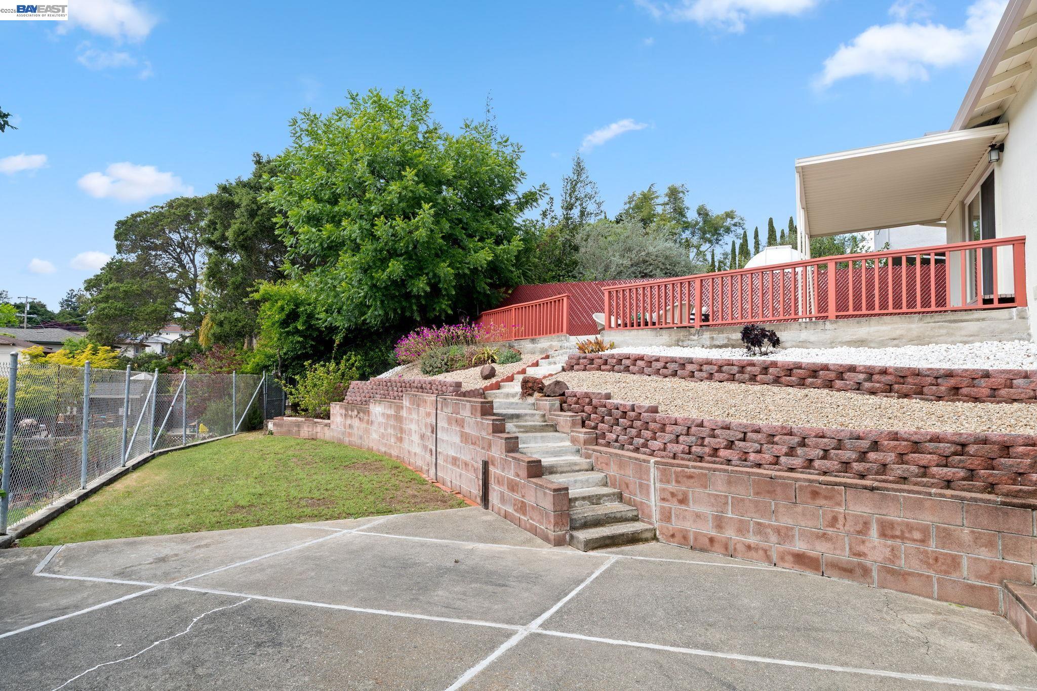 17939 Lamson Rd