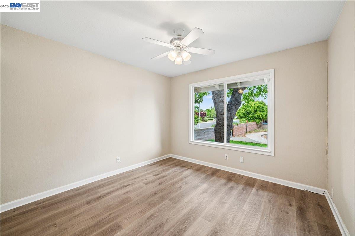 409 Alameda Dr