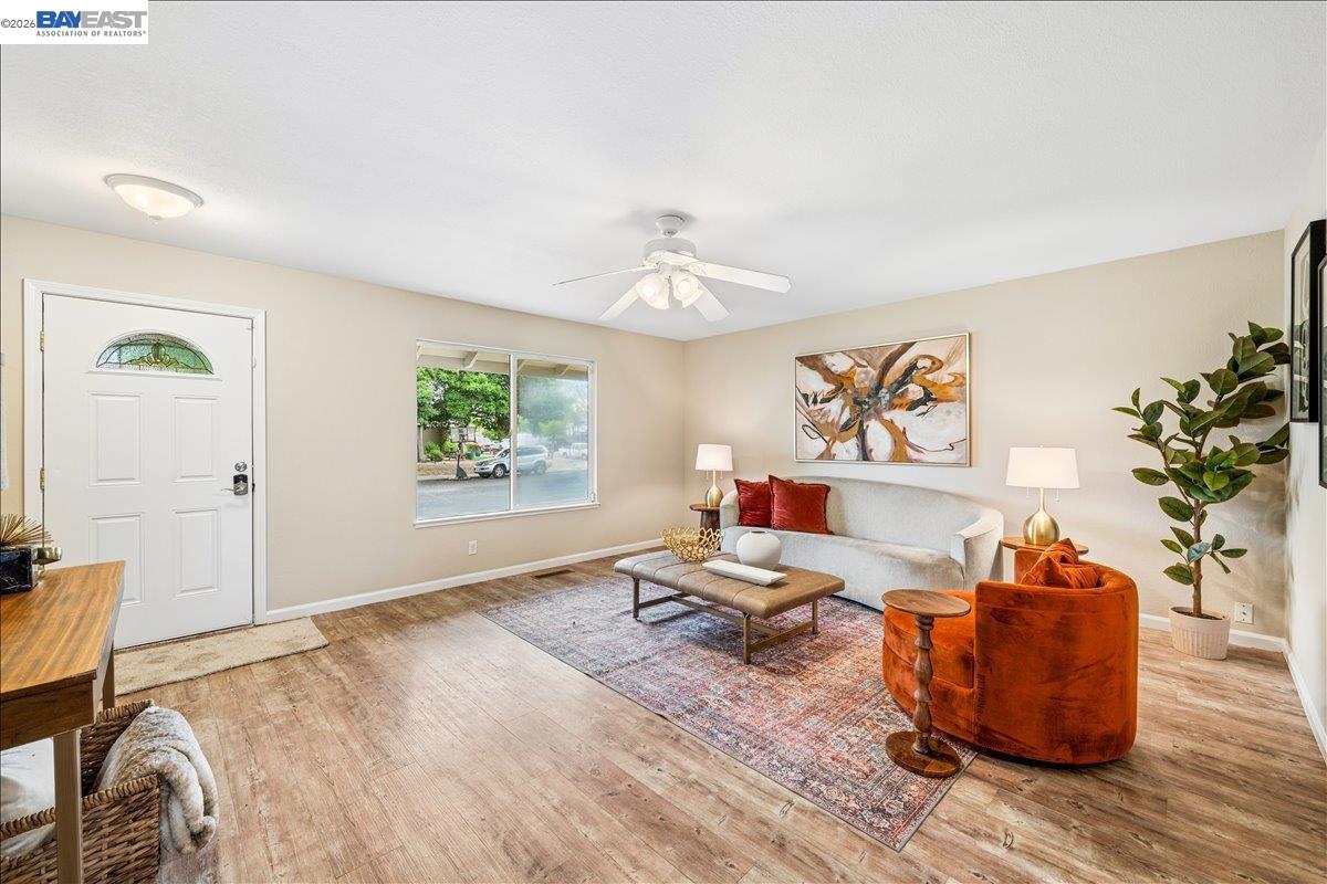 409 Alameda Dr