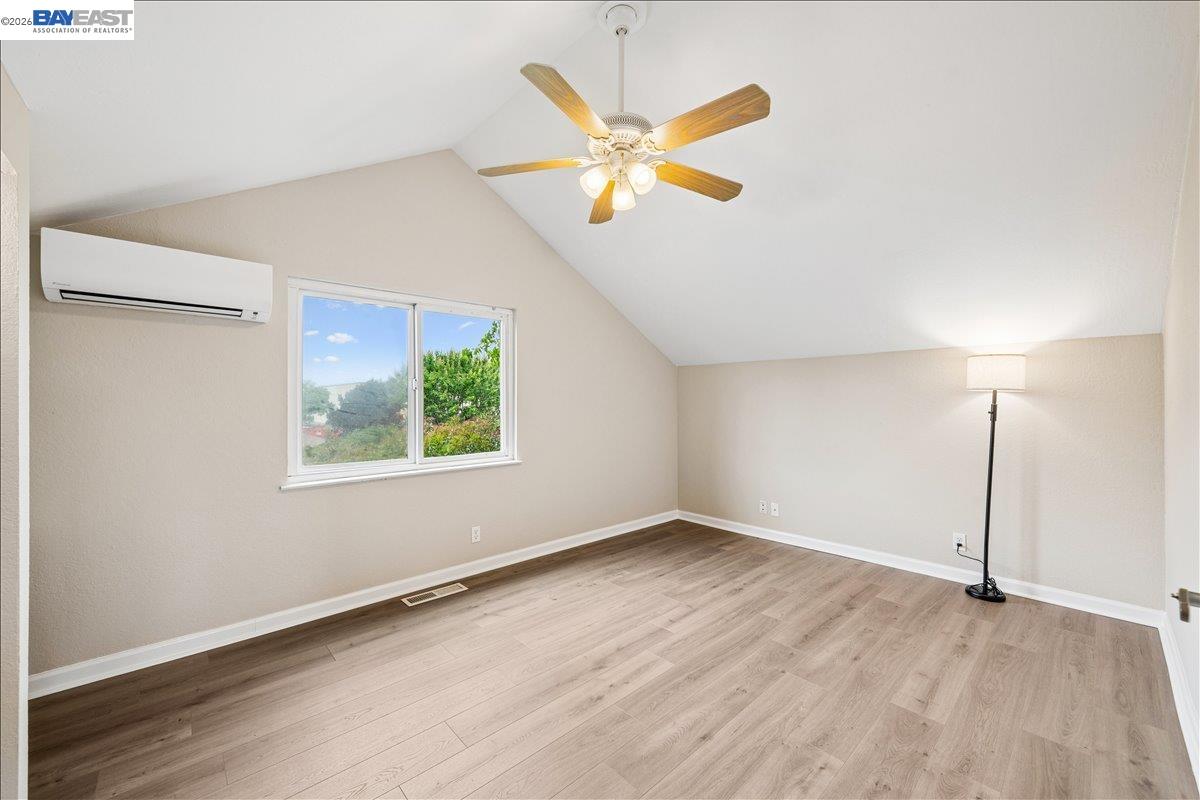 409 Alameda Dr