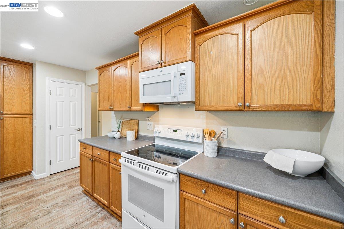 409 Alameda Dr