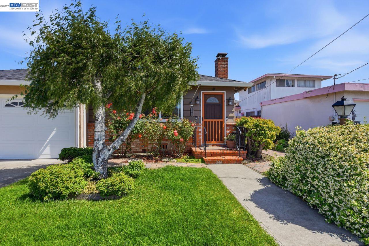 1522 Dennis Avenue