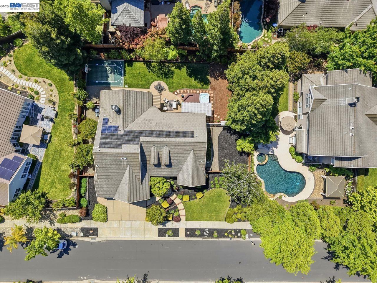 453 Old Oak Rd