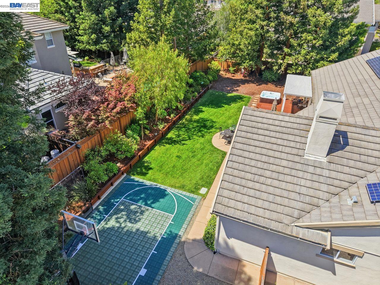 453 Old Oak Rd