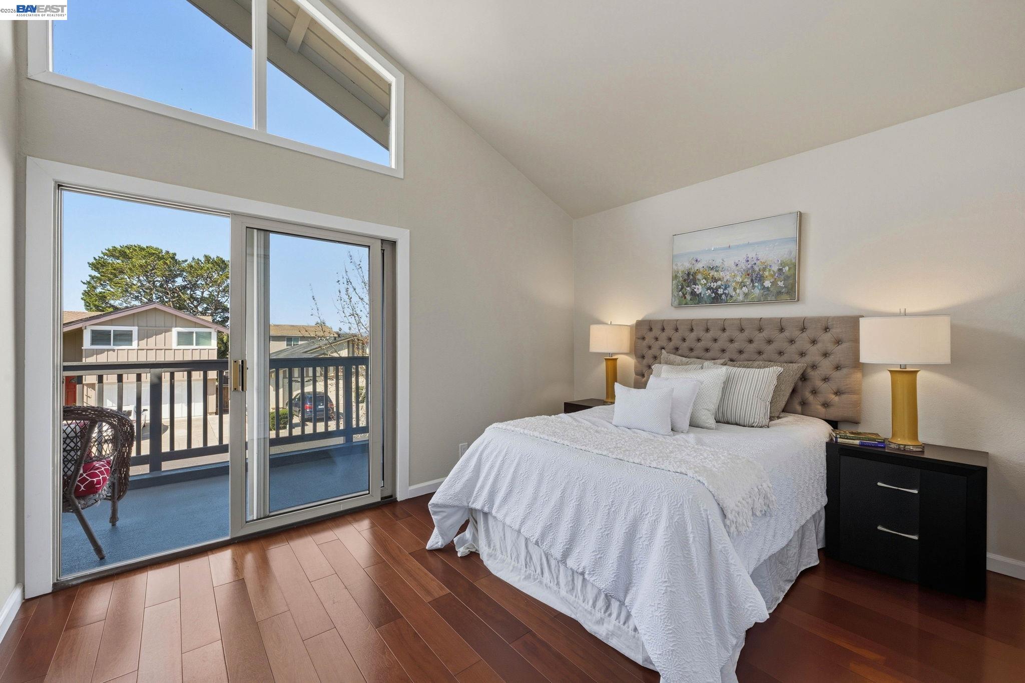 330 Tampa Ct