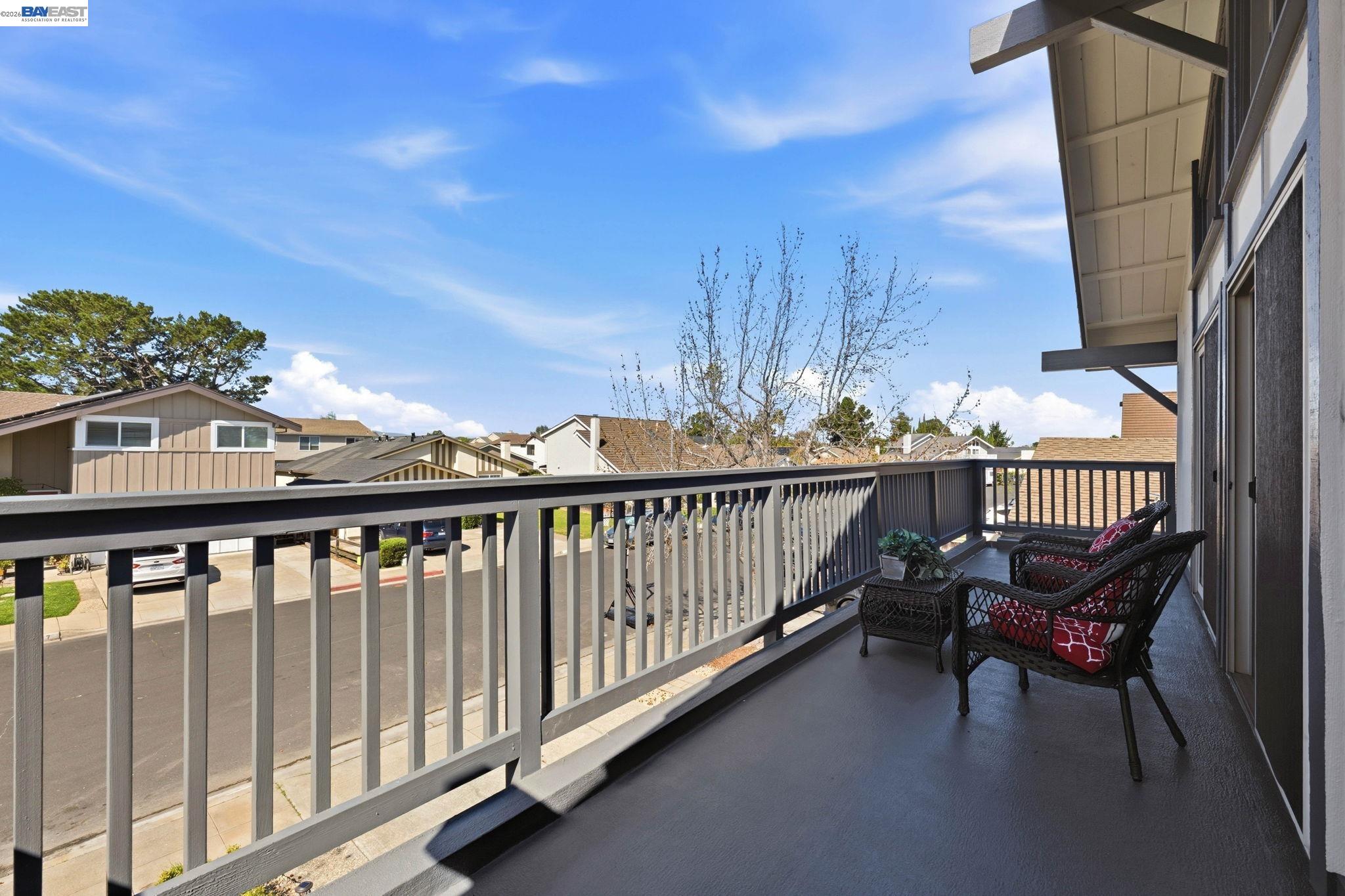 330 Tampa Ct