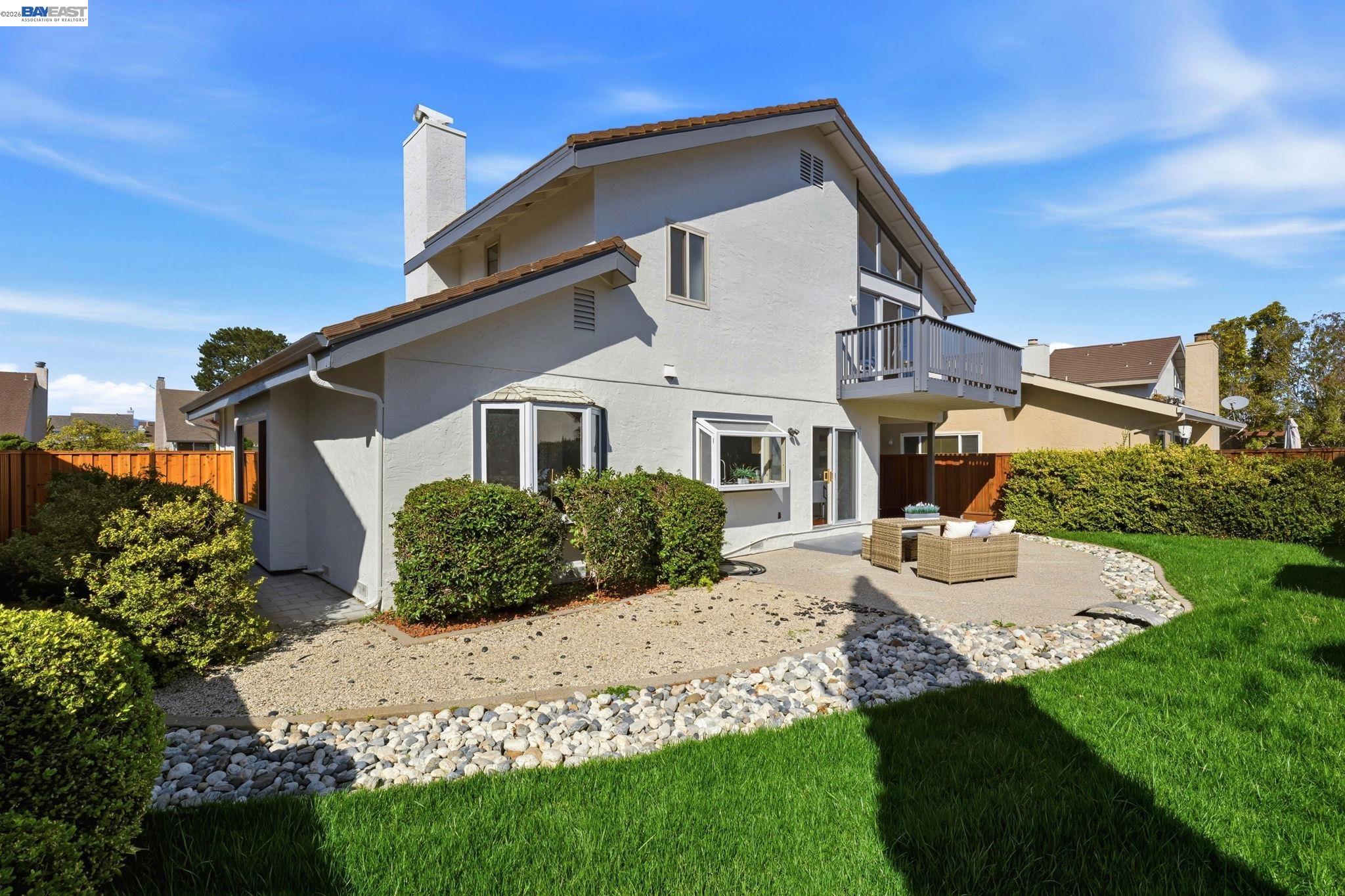 330 Tampa Ct