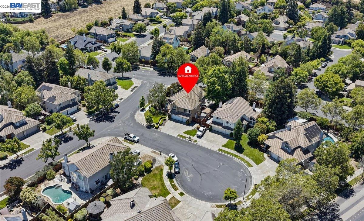 604 Sycamore Ct