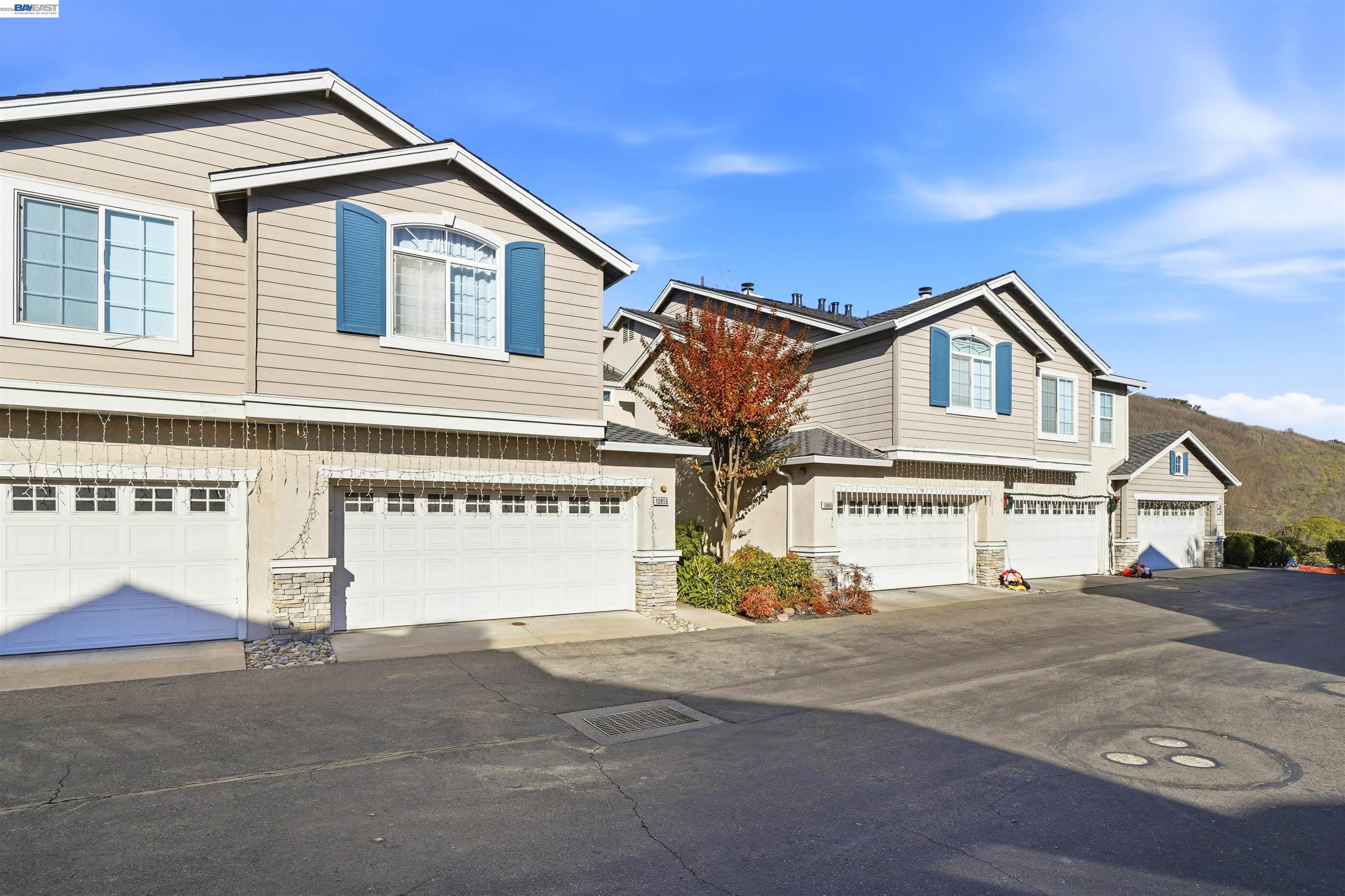 10856 Glengarry Lane