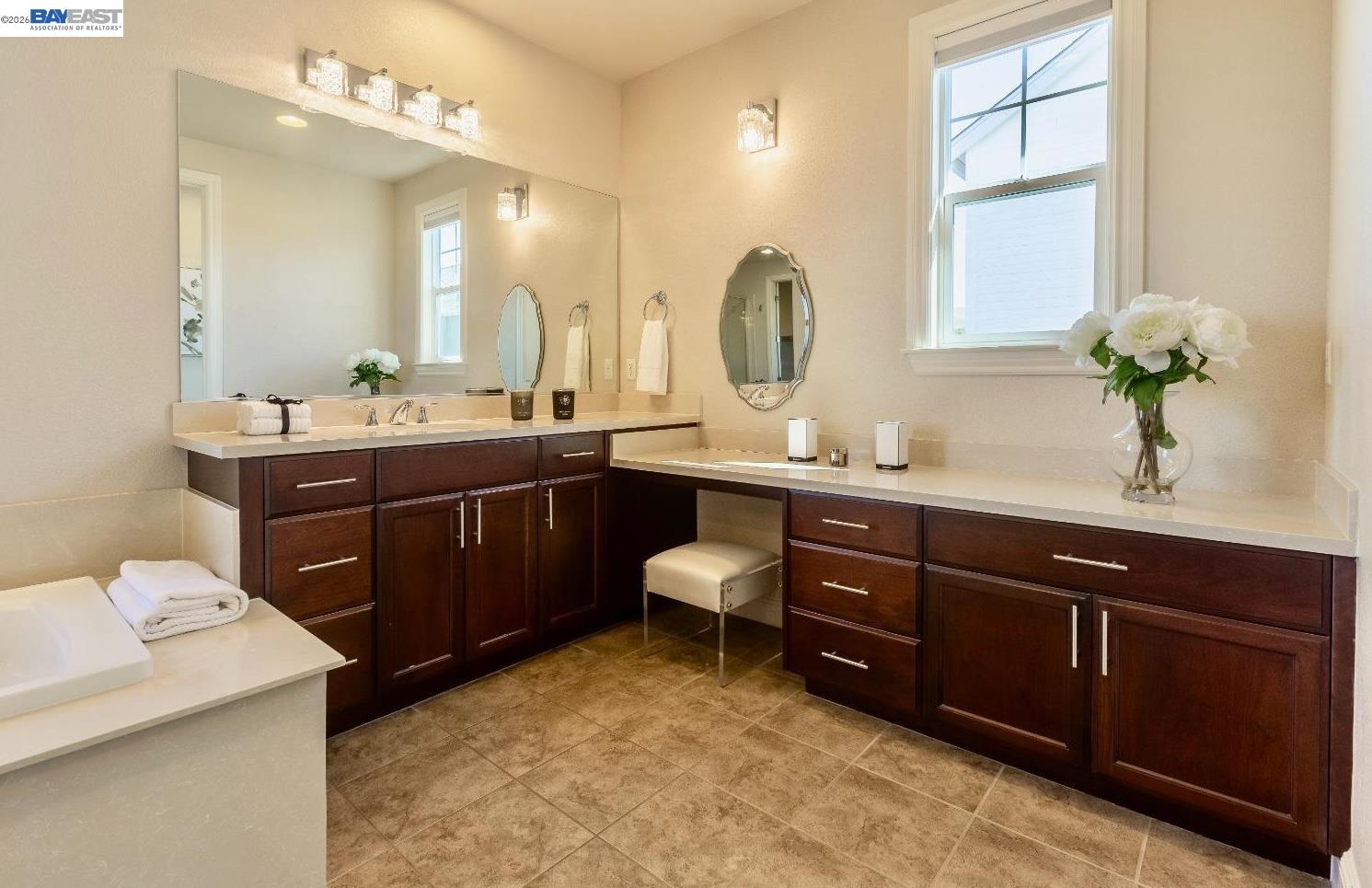 4456 Sunset View Dr