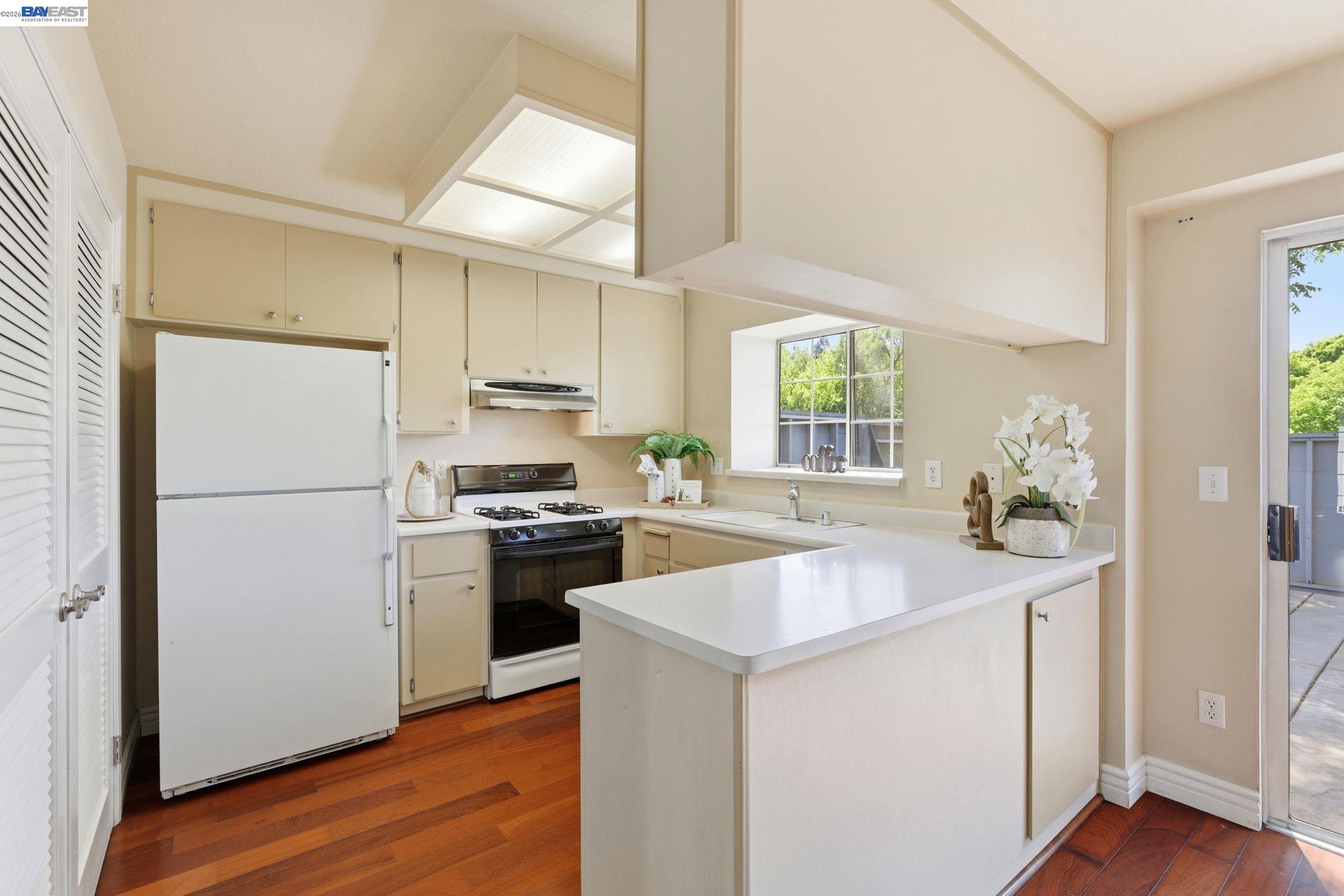 1424 Peachtree Common