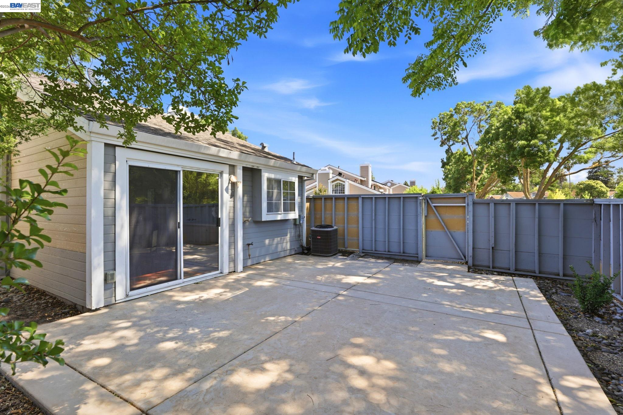 1424 Peachtree Common