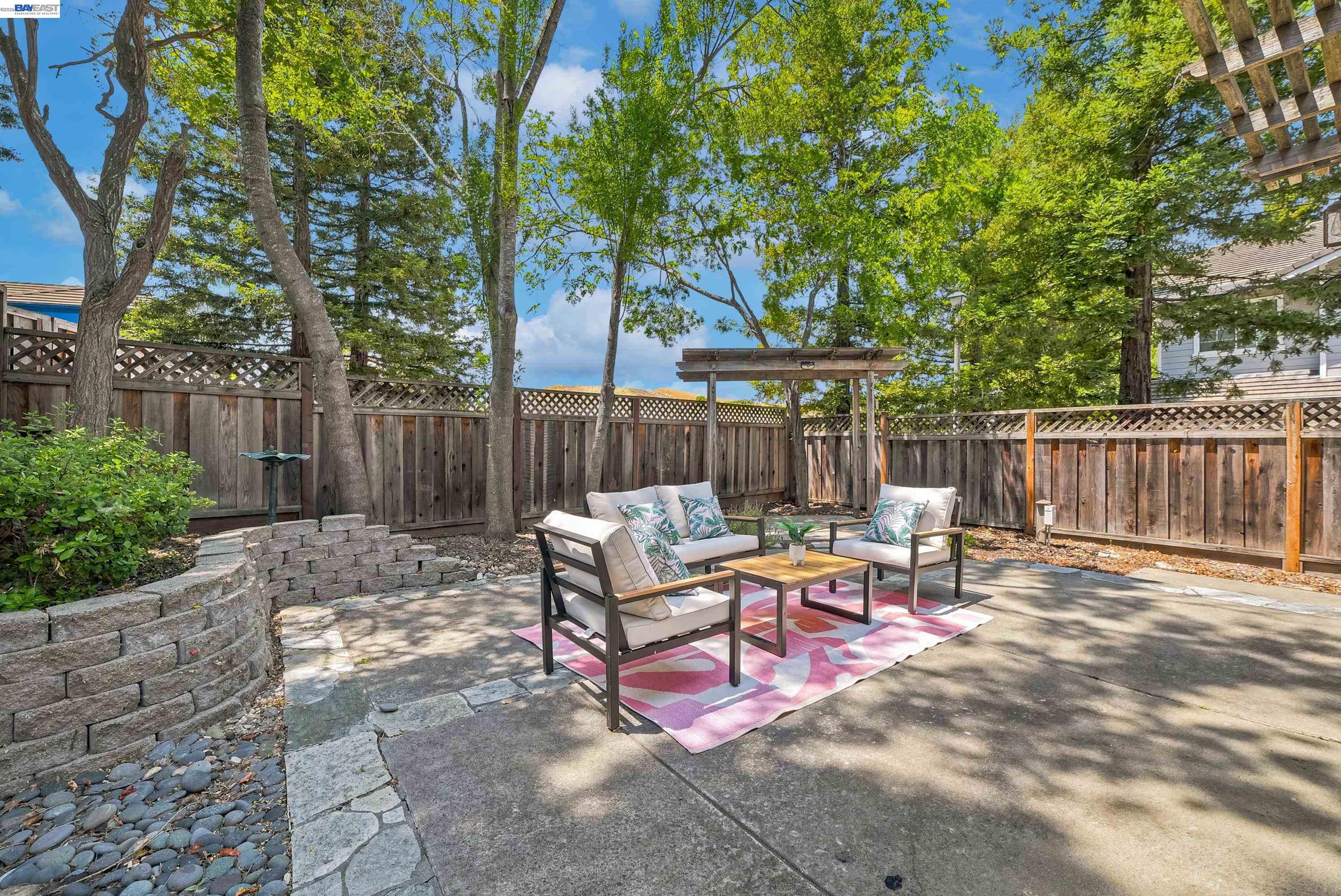 55 Heather Garden Ln