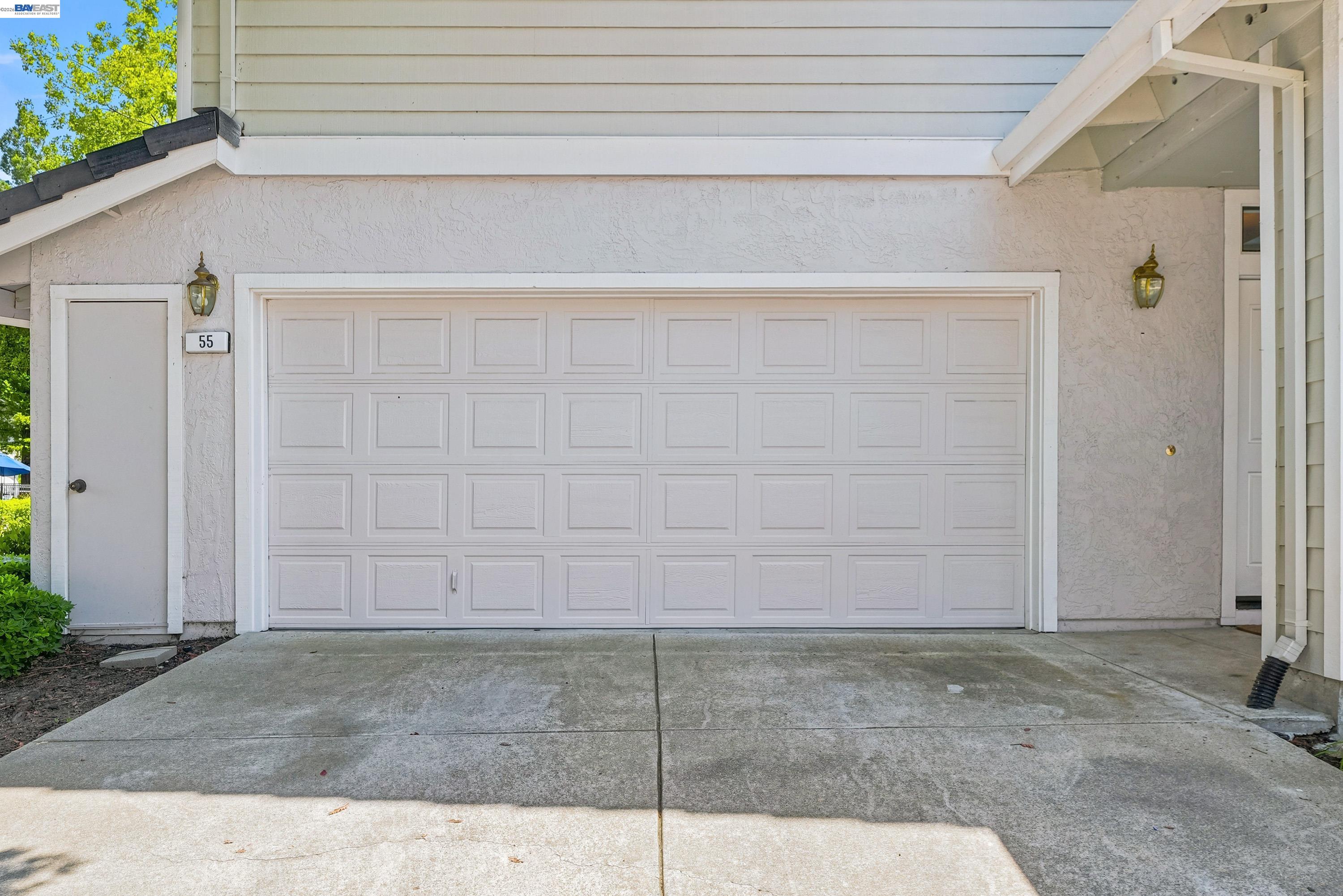 55 Heather Garden Ln